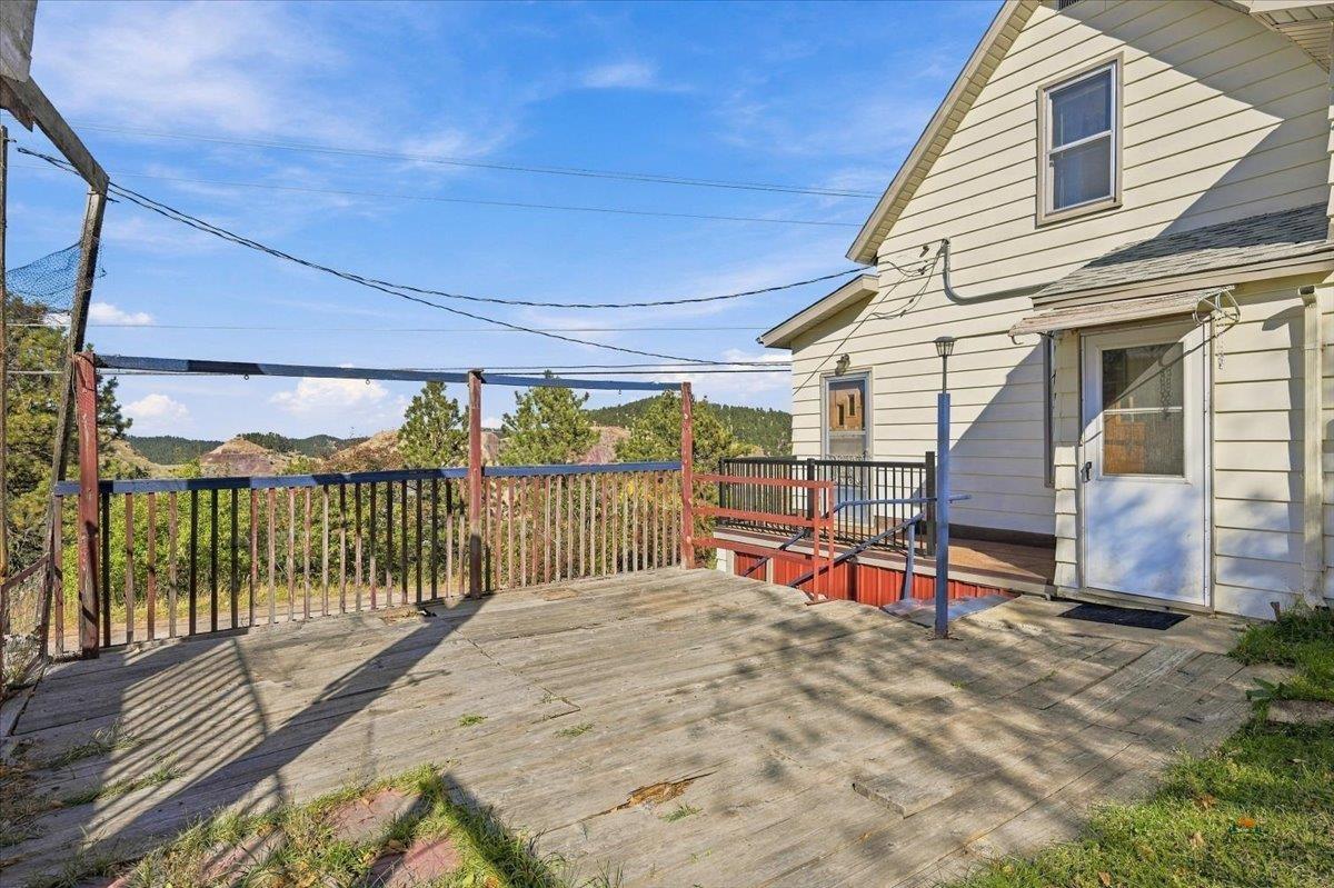 301 W MCCLELLAN