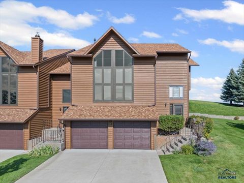 330 FAIRWAY DR Spearfish SD 57783