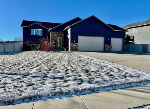 10175 LARAMIE LN Summerset SD 57718