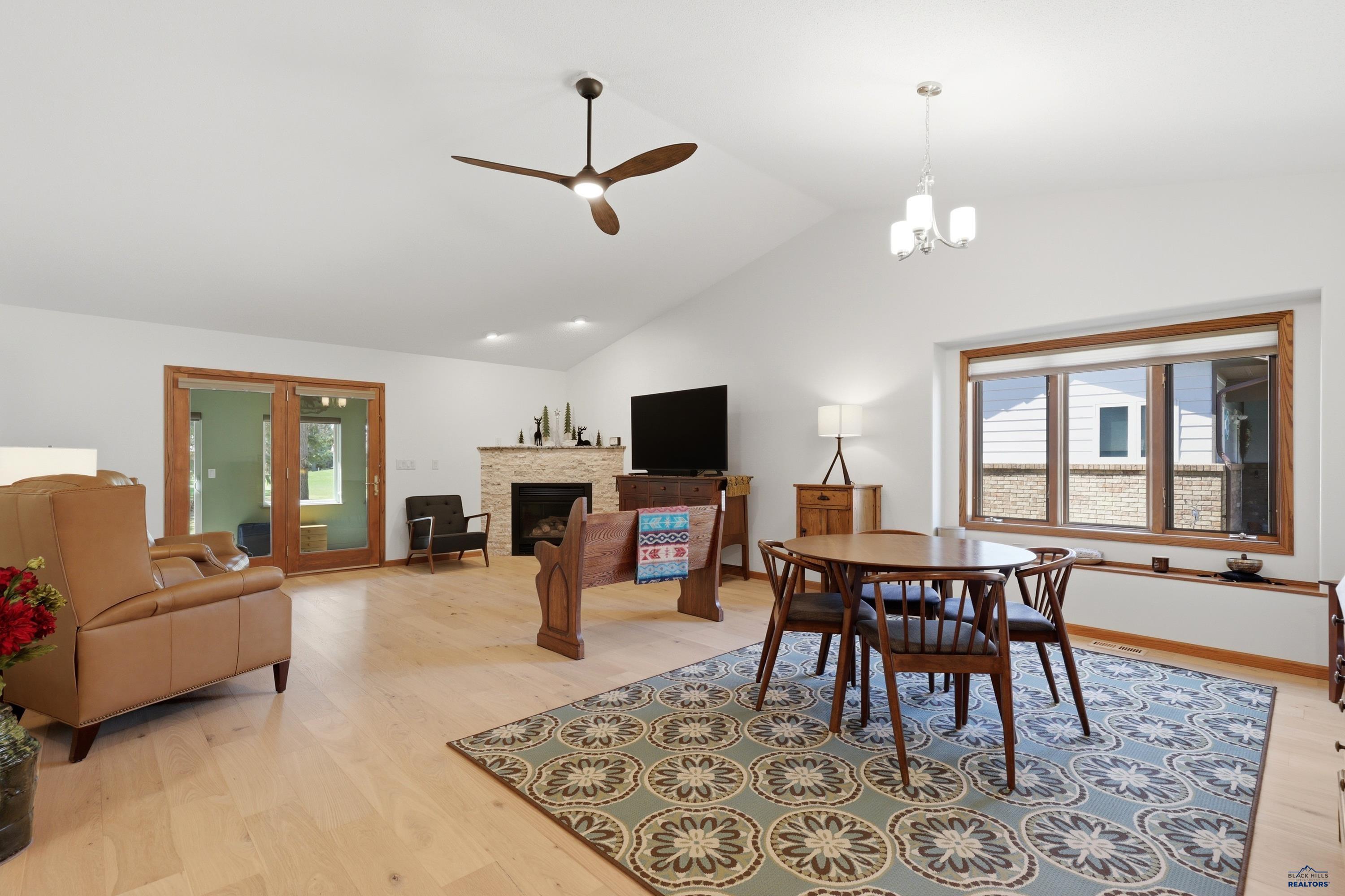 3861 PEBBLE BEACH CT