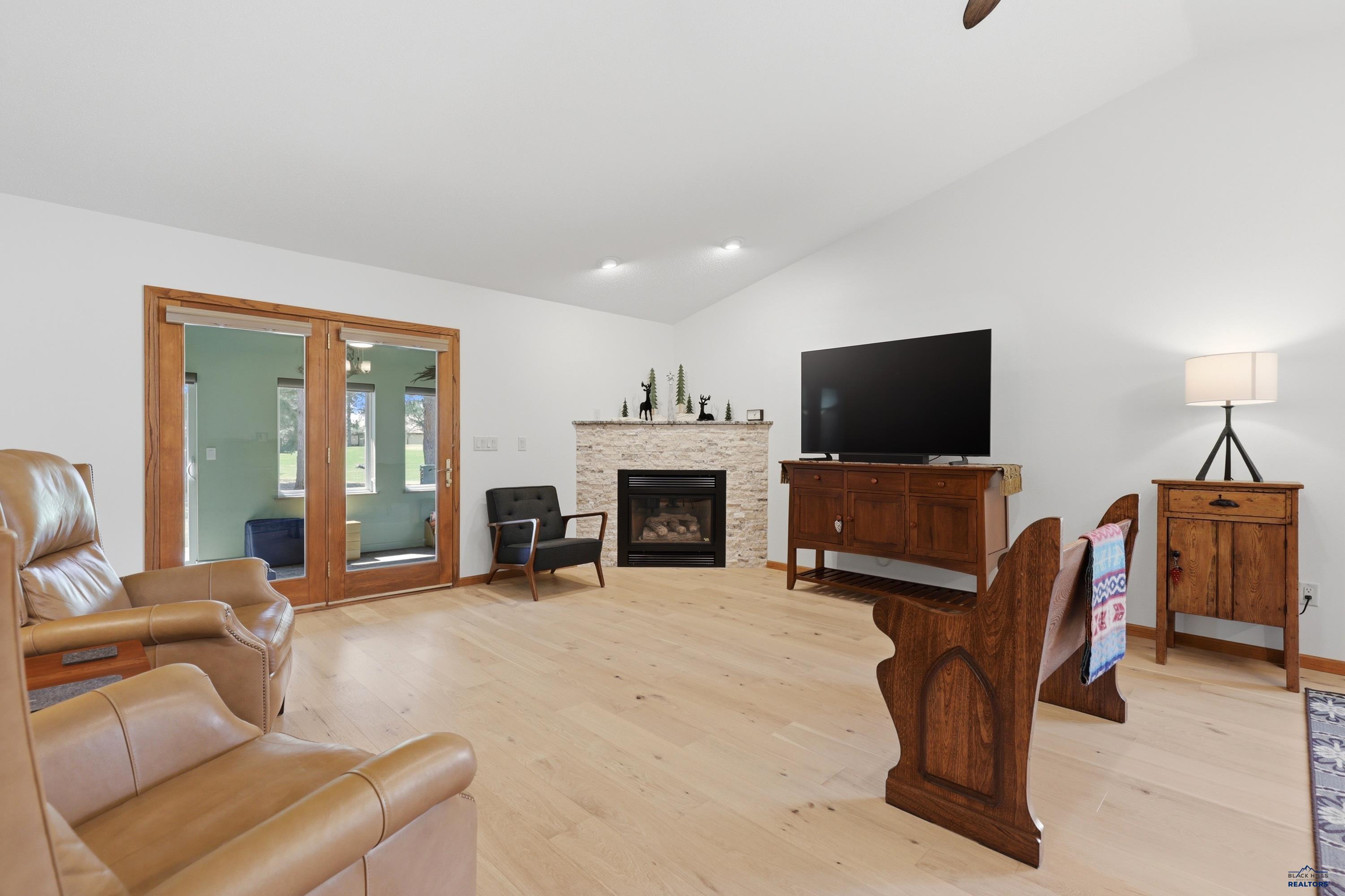 3861 PEBBLE BEACH CT