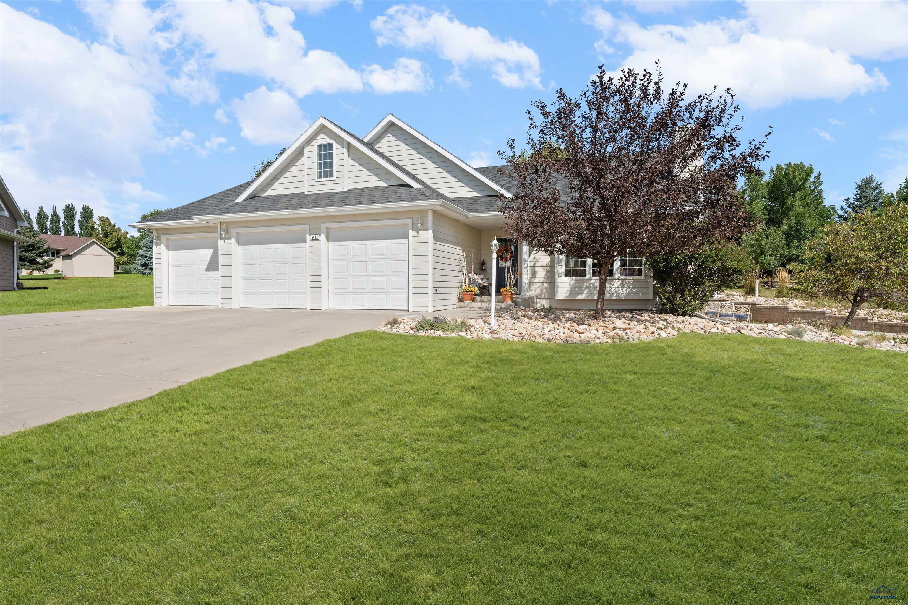 5422 SWEET CLOVER CIR