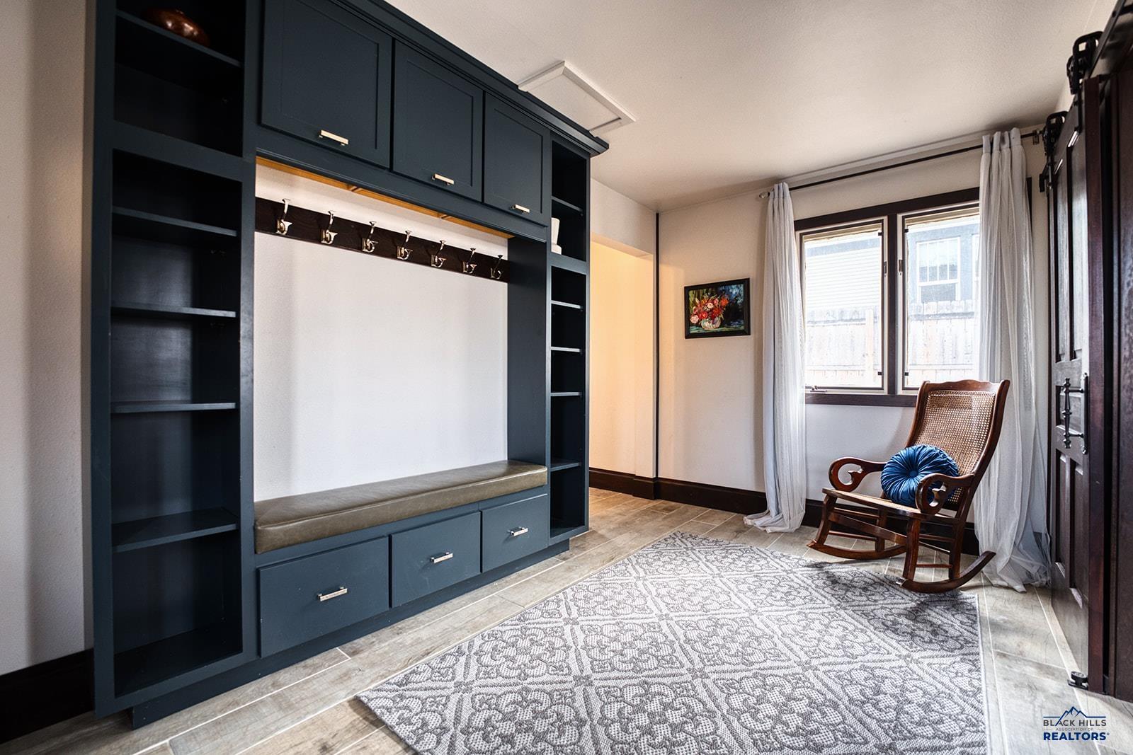 818 ST JAMES