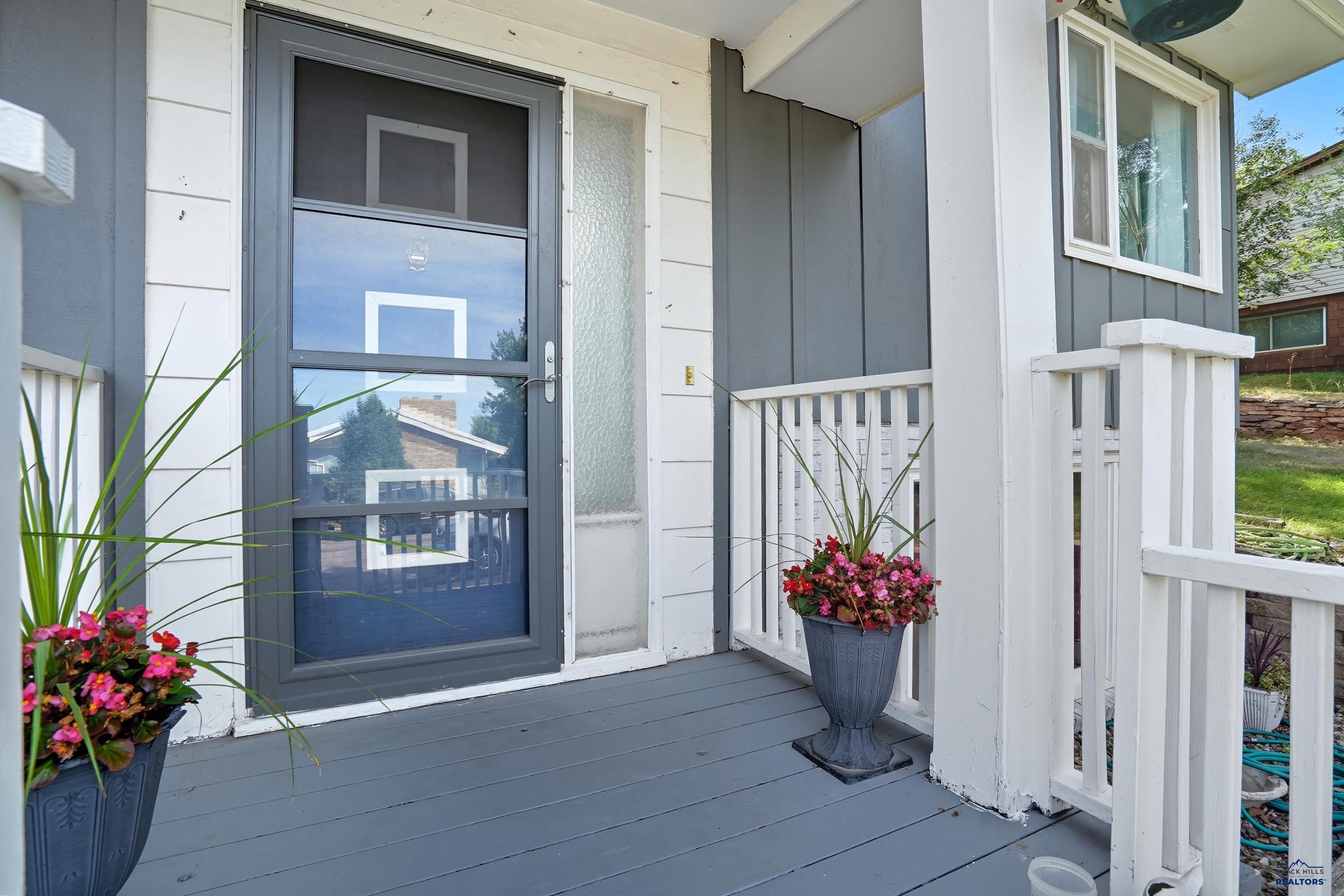 2709 CAMERON DR