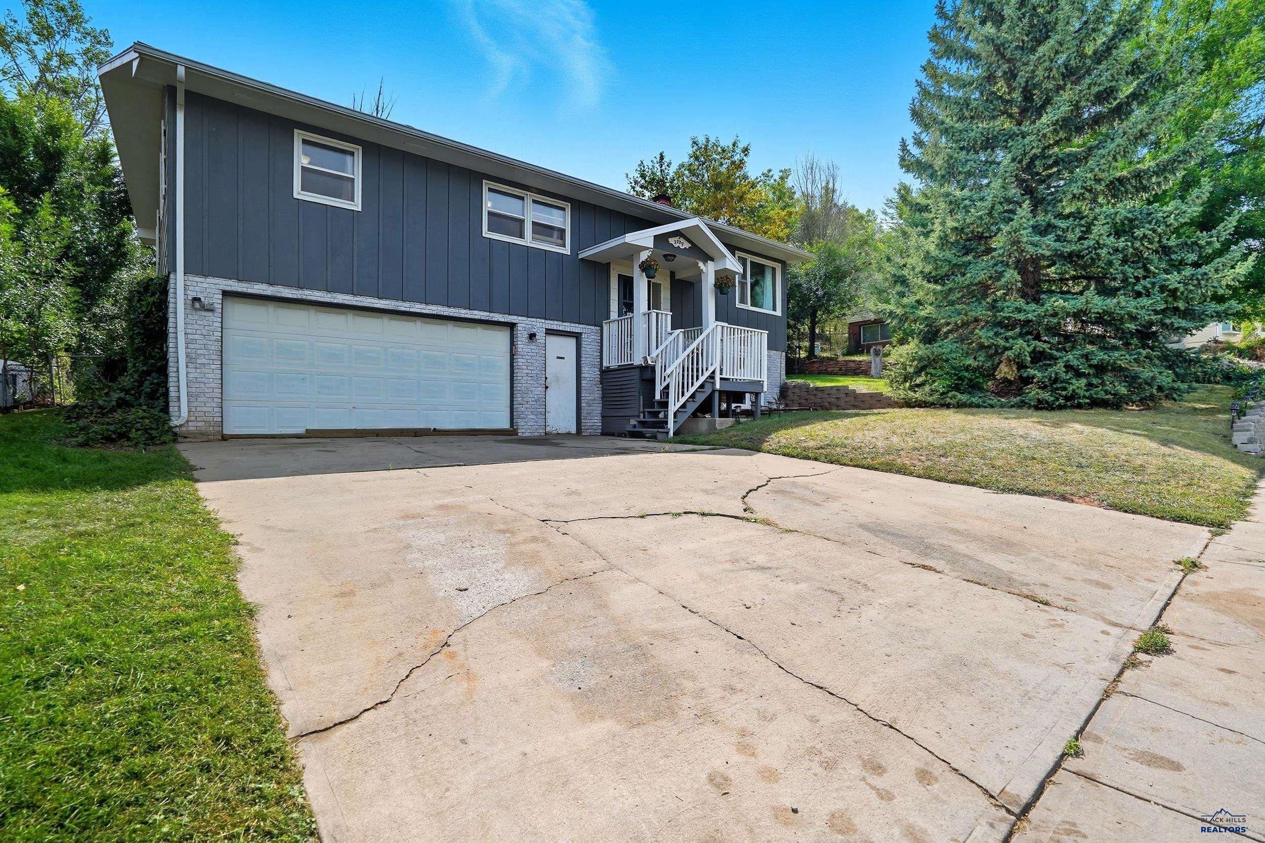 2709 CAMERON DR