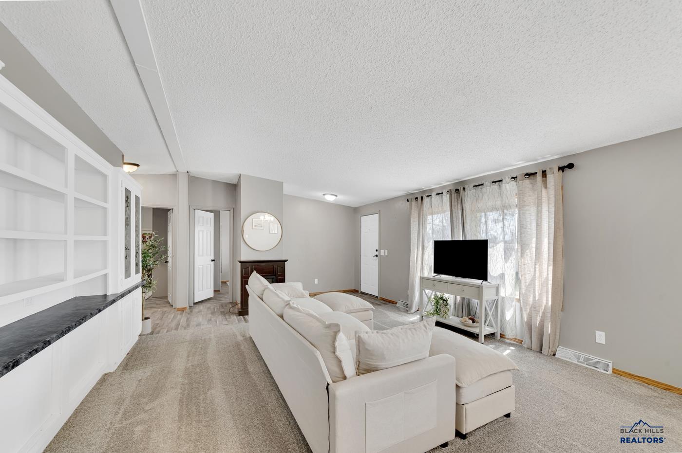 24611 WHITE TAIL RDG RD