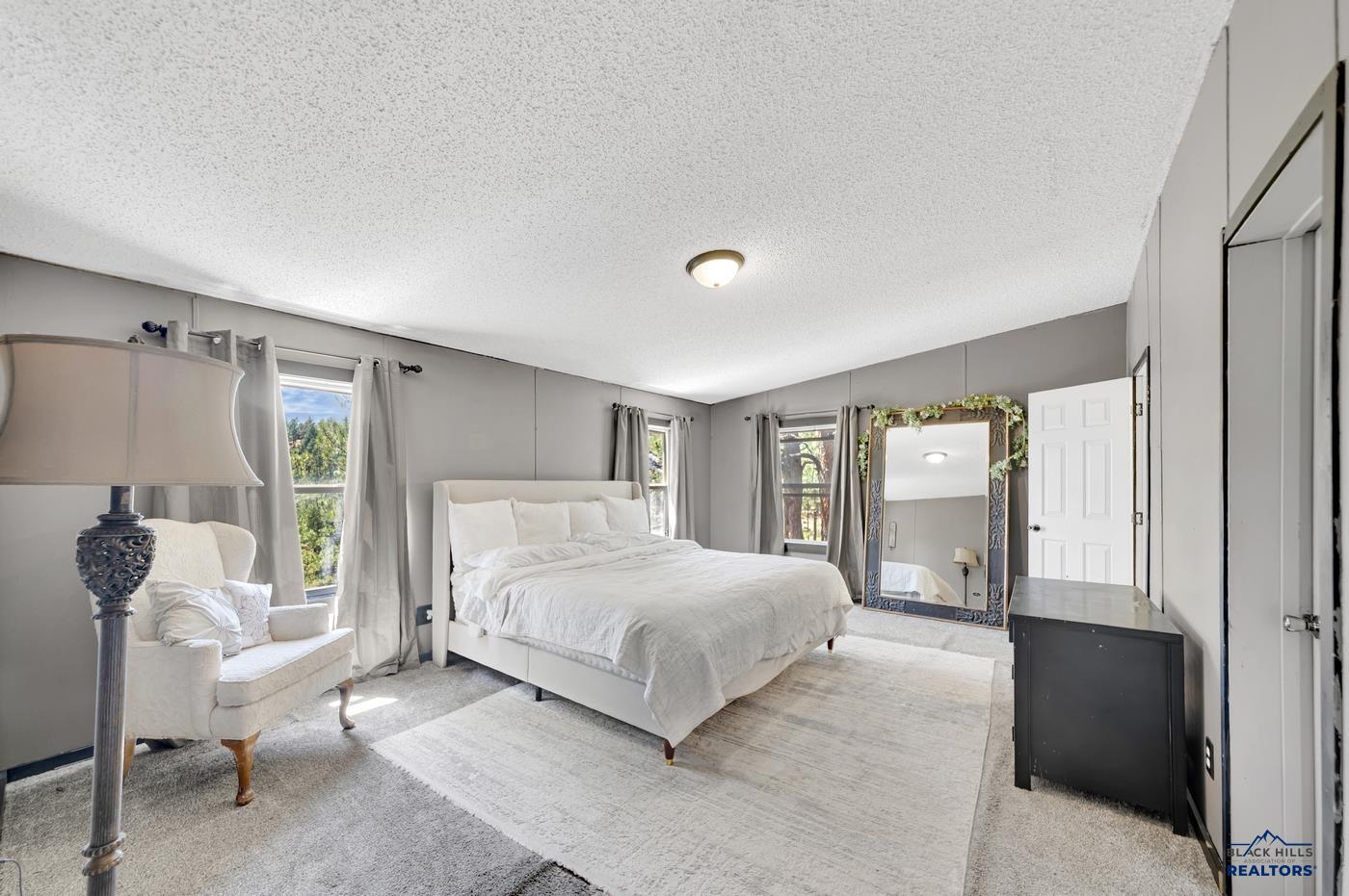 24611 WHITE TAIL RDG RD