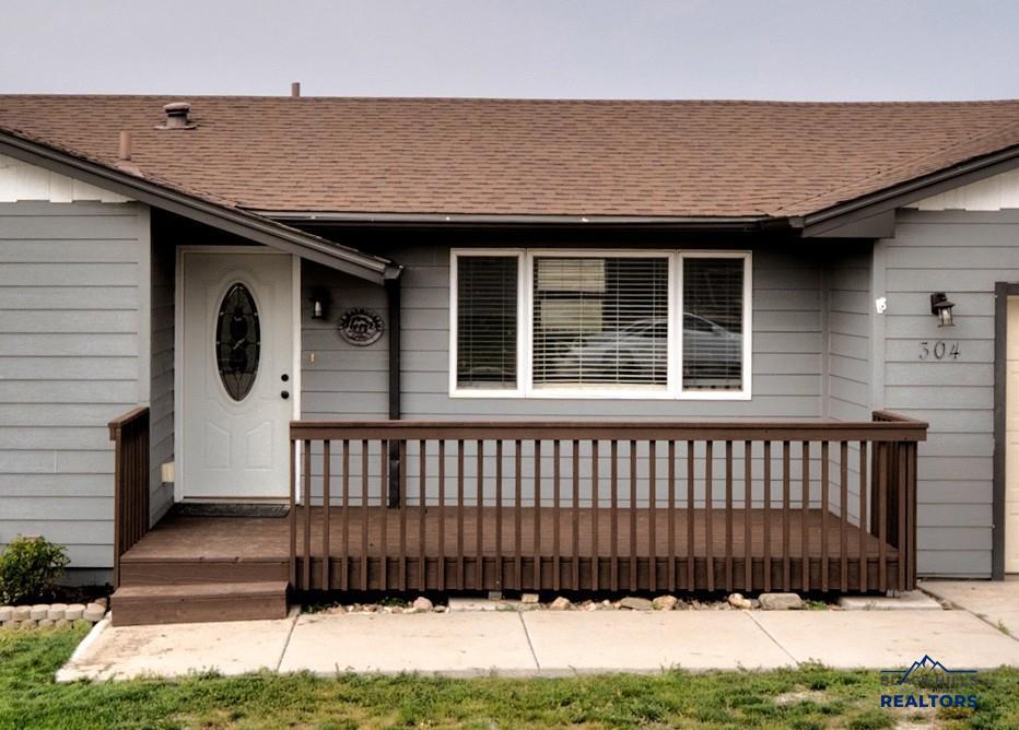 304 LONE SOLDIER CT