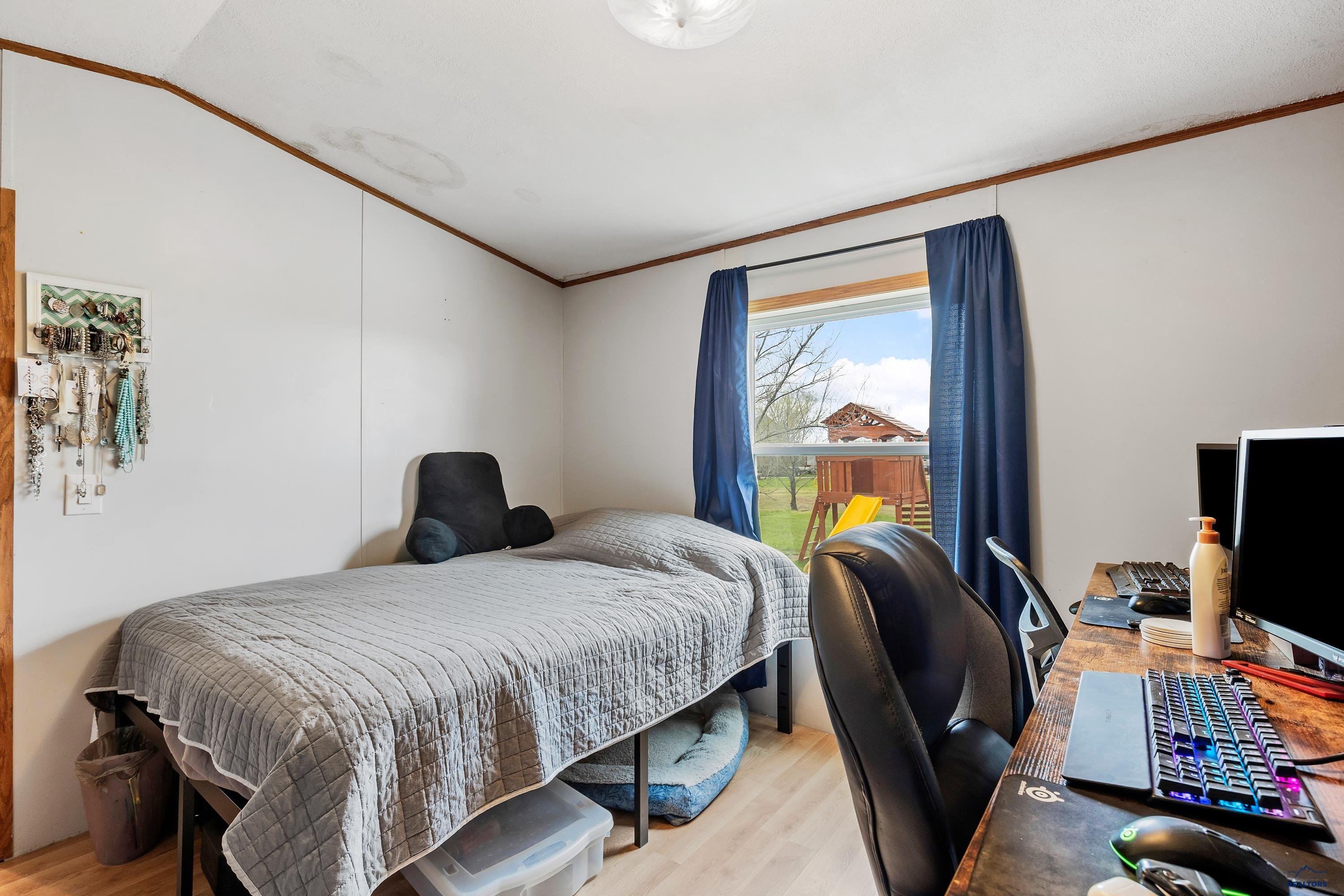 New Underwood, South Dakota 57761, United States, 3 Bedrooms Bedrooms, ,1 BathroomBathrooms,Residential,Pending,58400