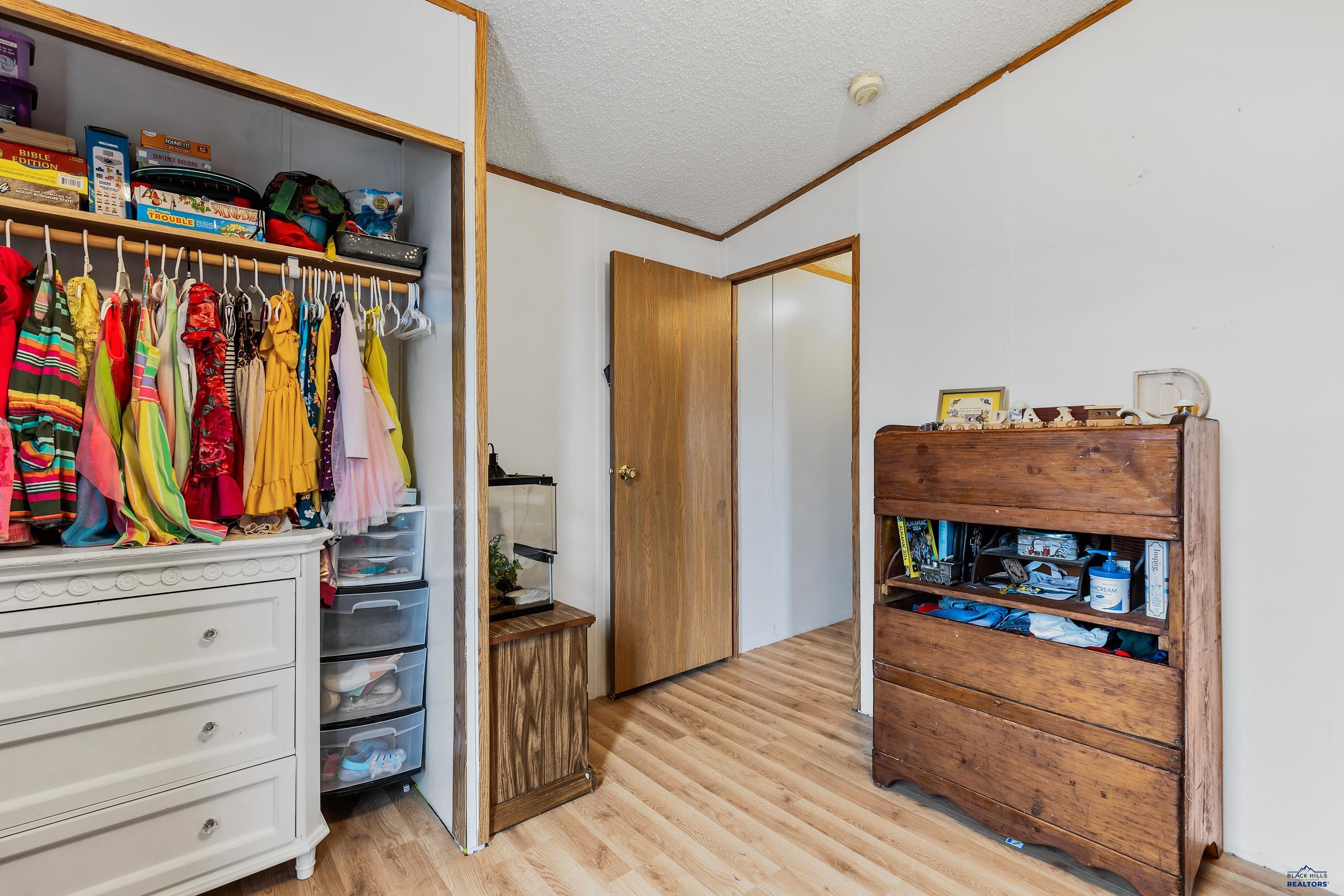 New Underwood, South Dakota 57761, United States, 3 Bedrooms Bedrooms, ,1 BathroomBathrooms,Residential,Pending,58400