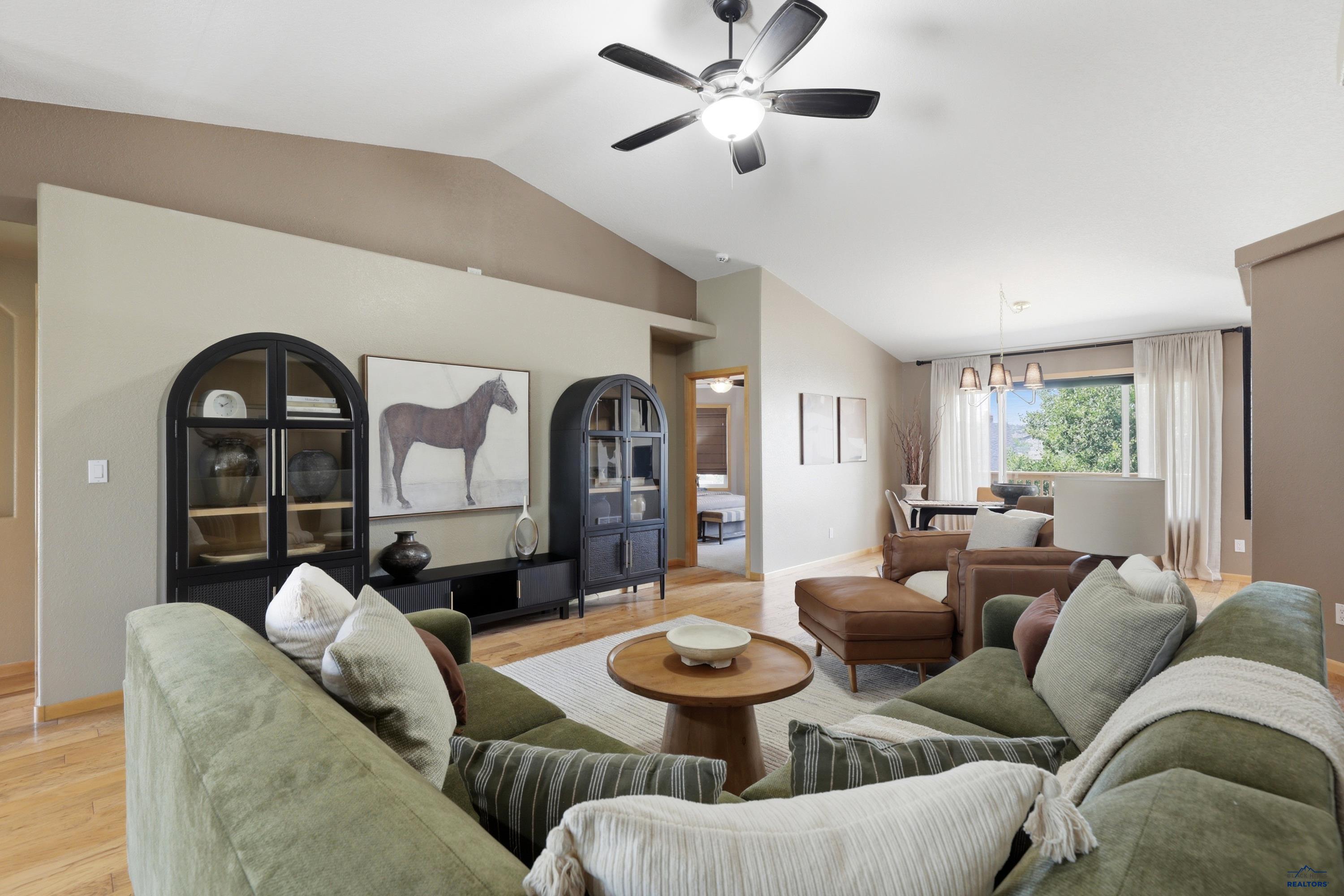 422 E ENCHANTED PINES DR