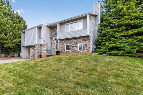 4757 SUMMERSET DR Rapid City SD 57702