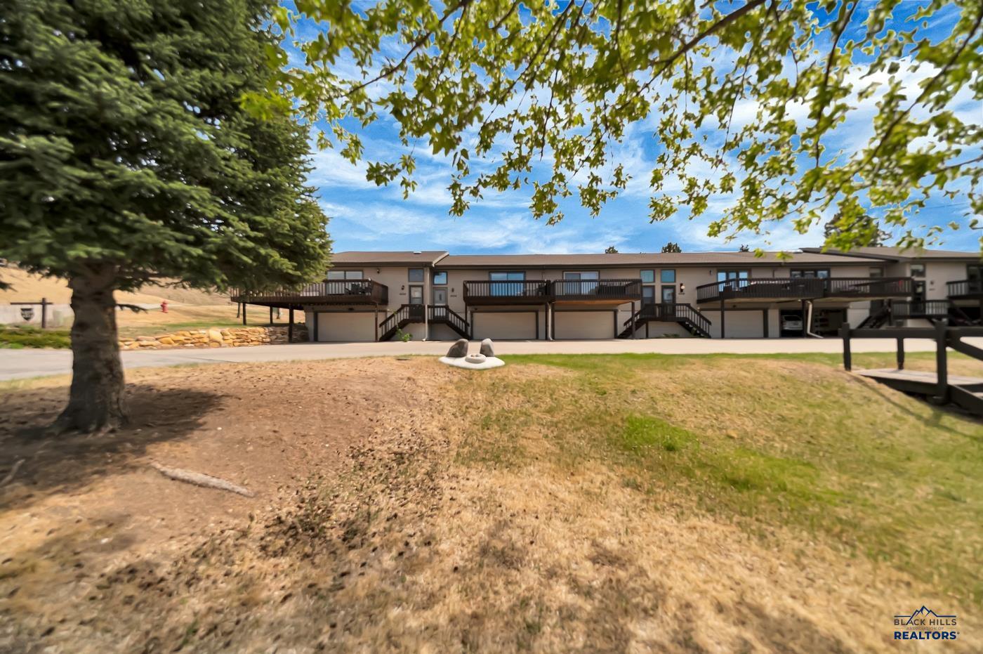 4204 FOOTHILL DR