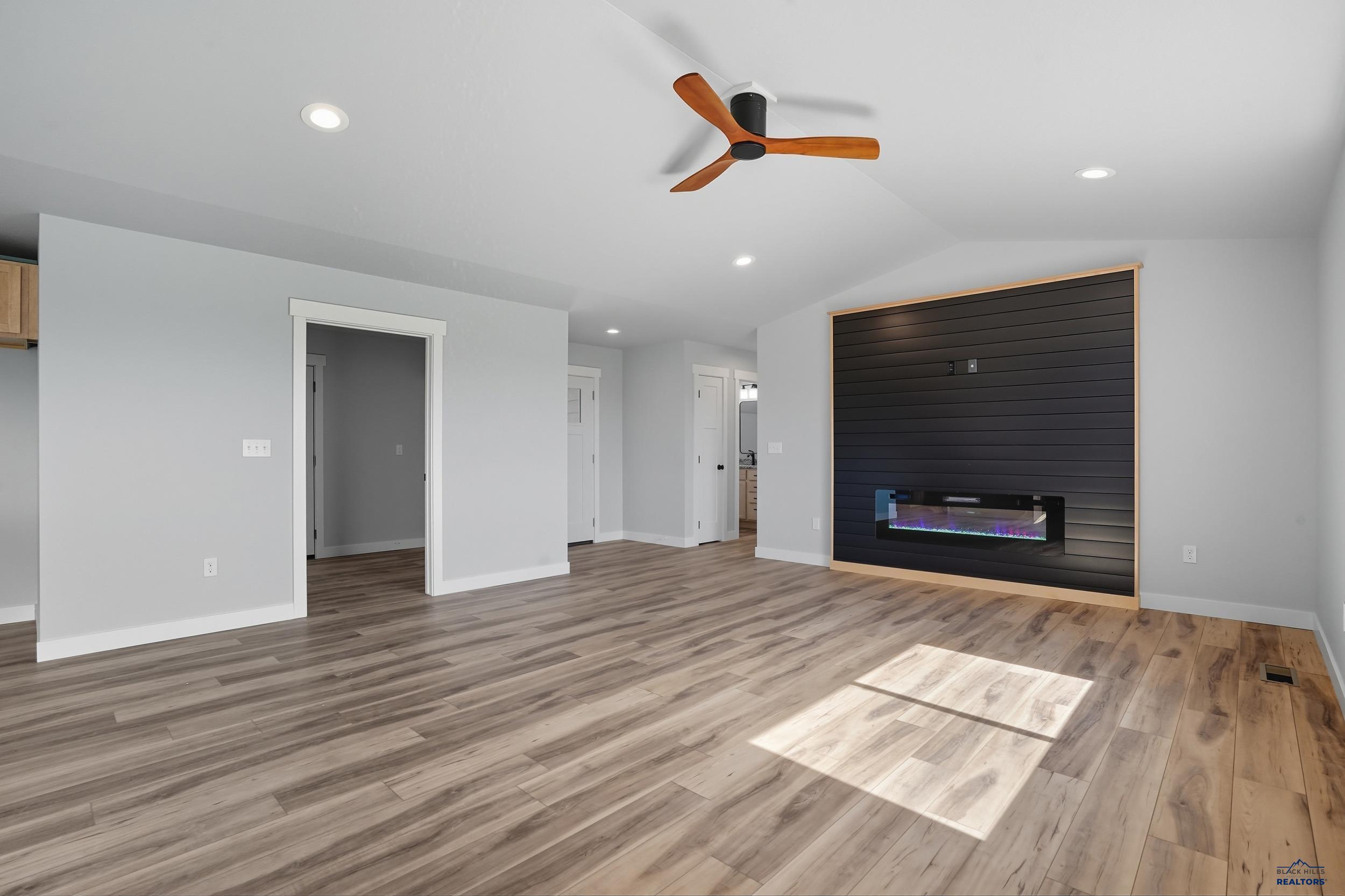 3129 ALLISON LN