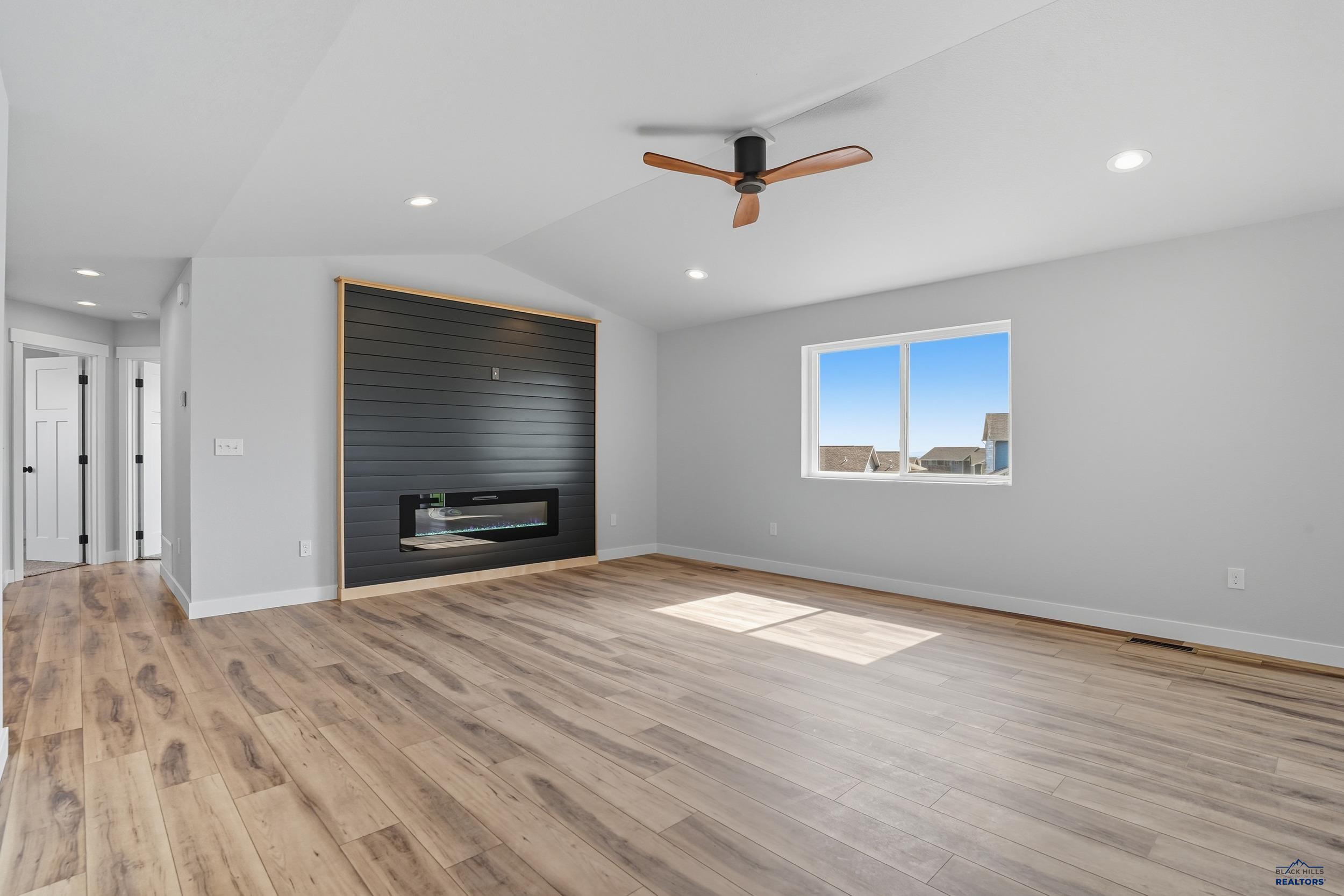 3129 ALLISON LN