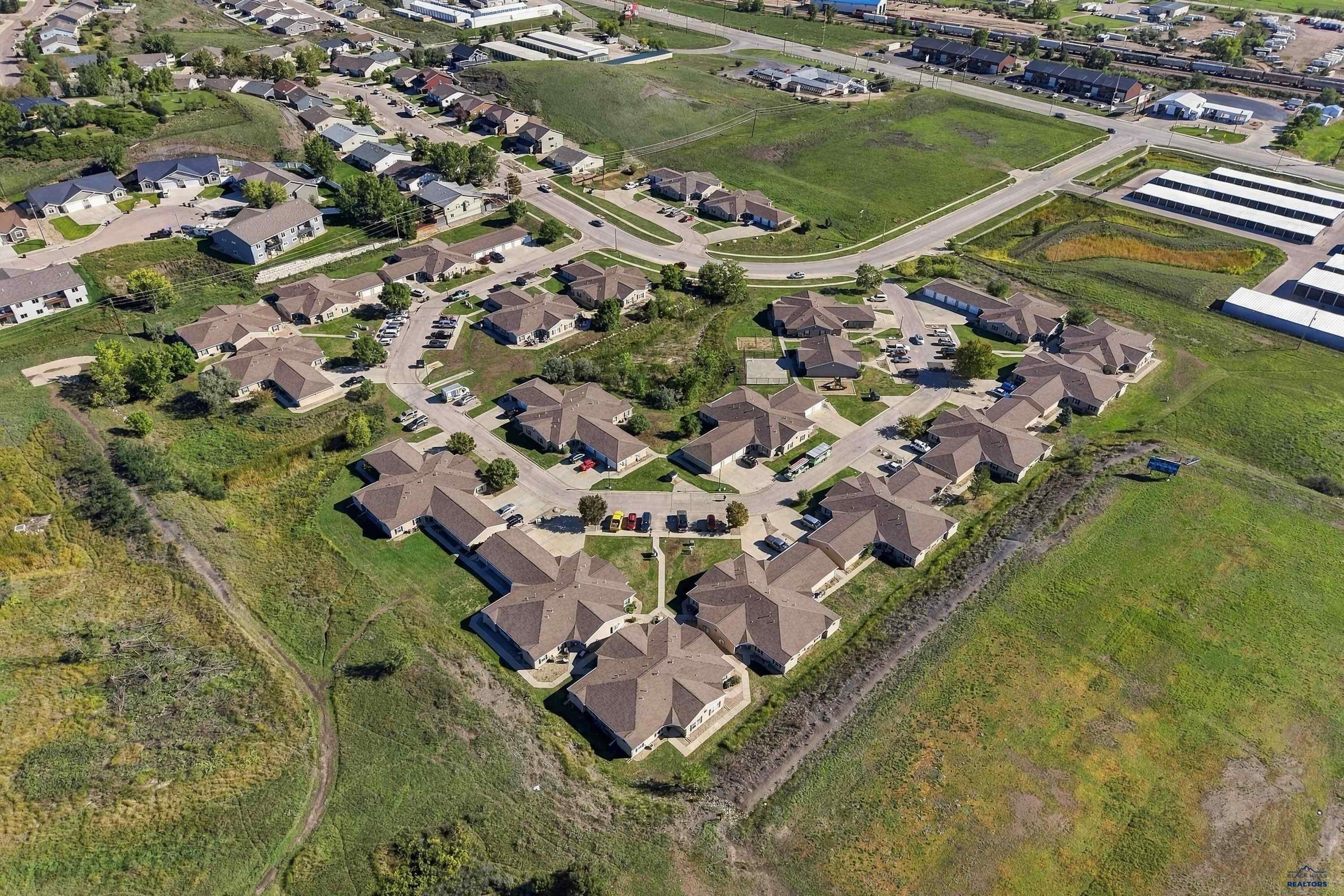 3151 OUTLOOK CIR
