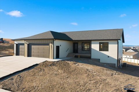4811 PAPILLION DR Rapid City SD 57703