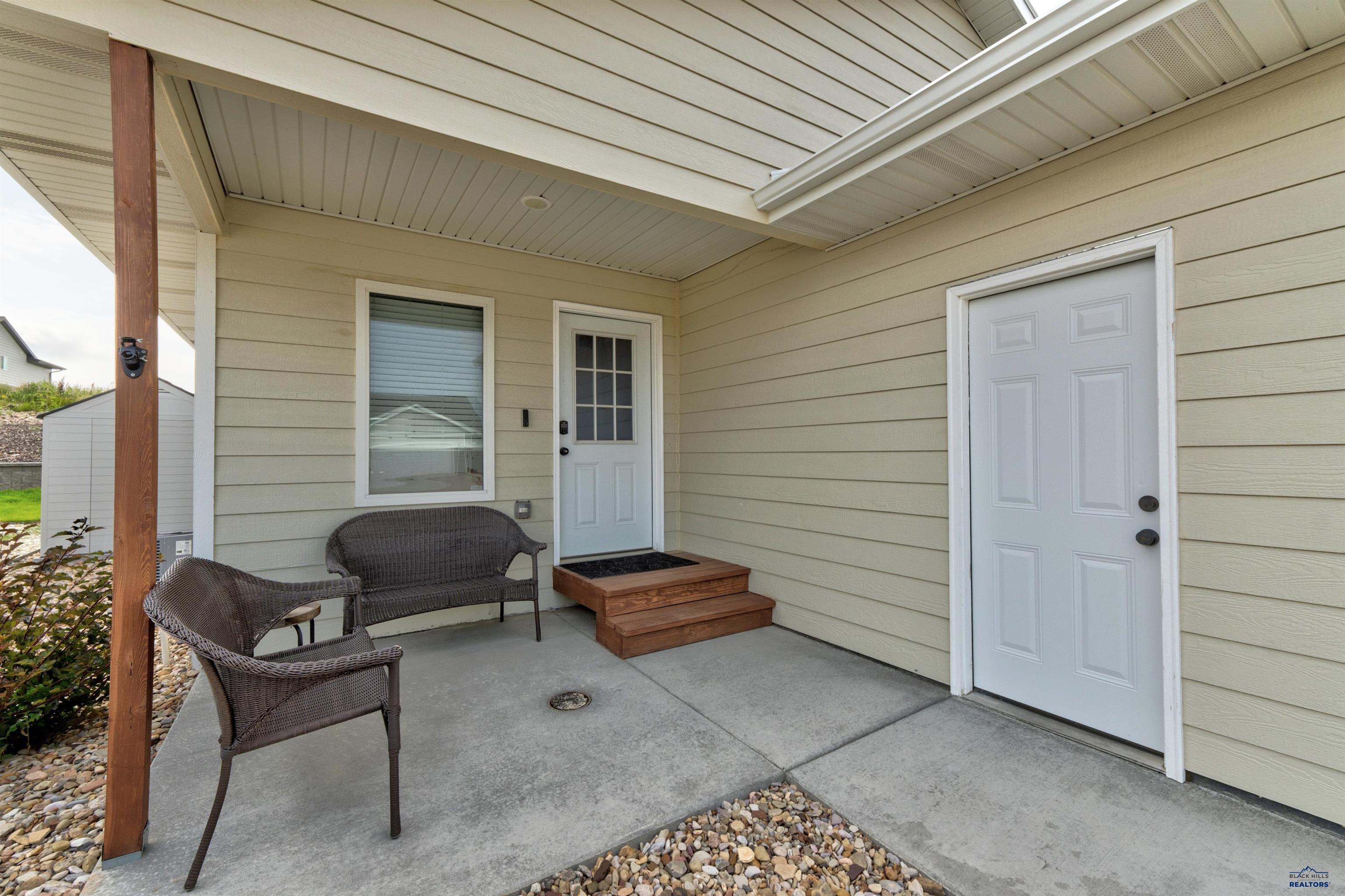 408 DIAMOND RIDGE BOULEVARD