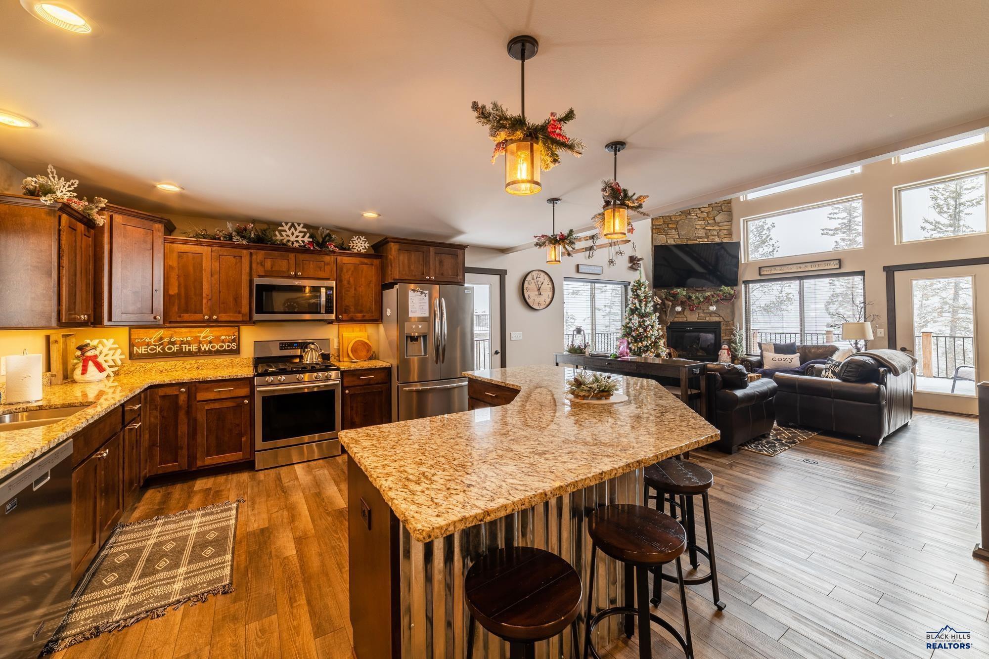 21185 LOST CAMP TRAIL