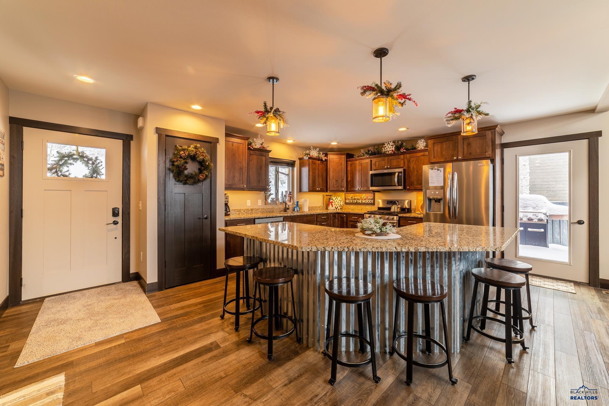 21185 LOST CAMP TRAIL