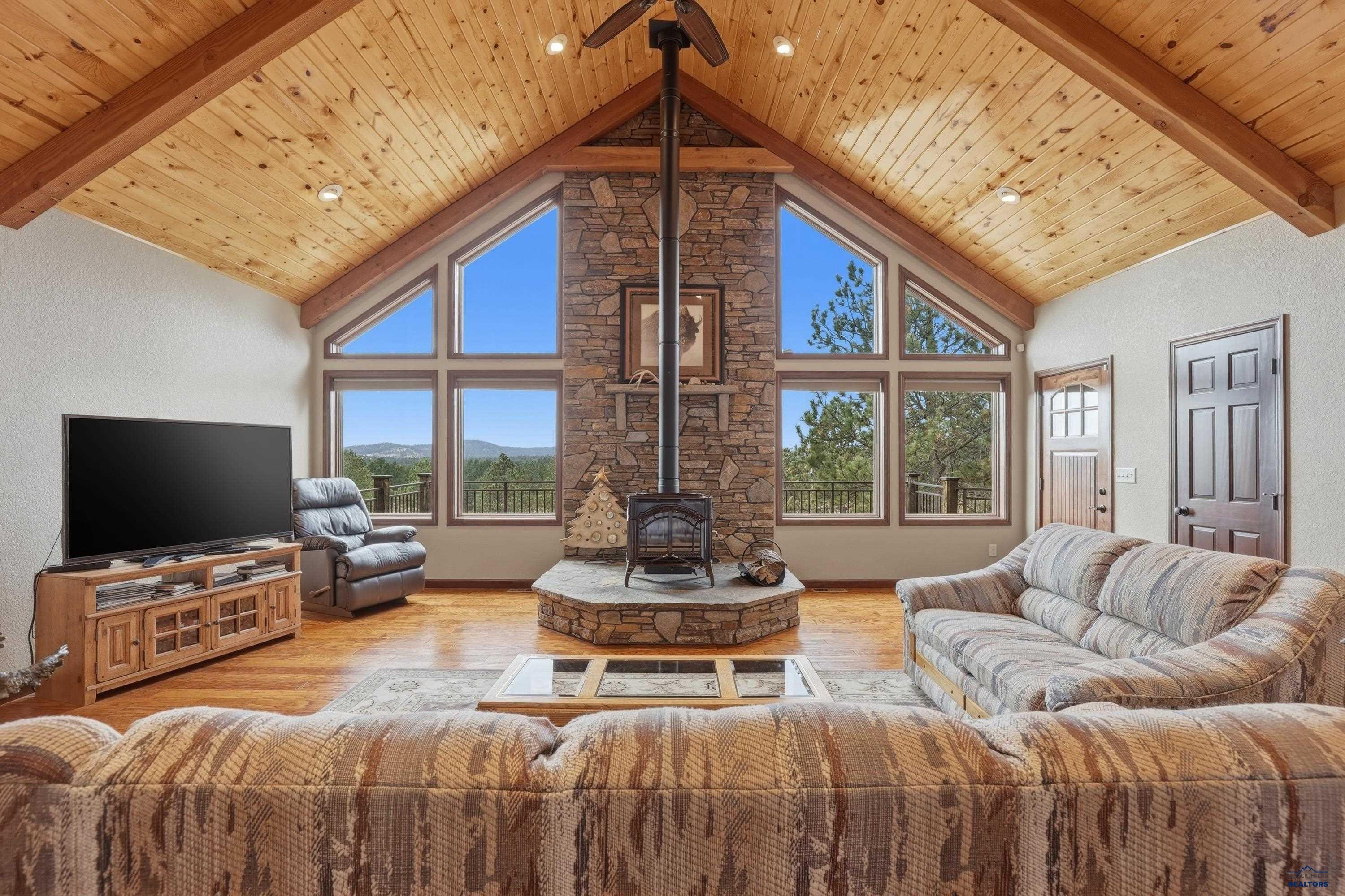 24716 TRIPLE M RANCH RD