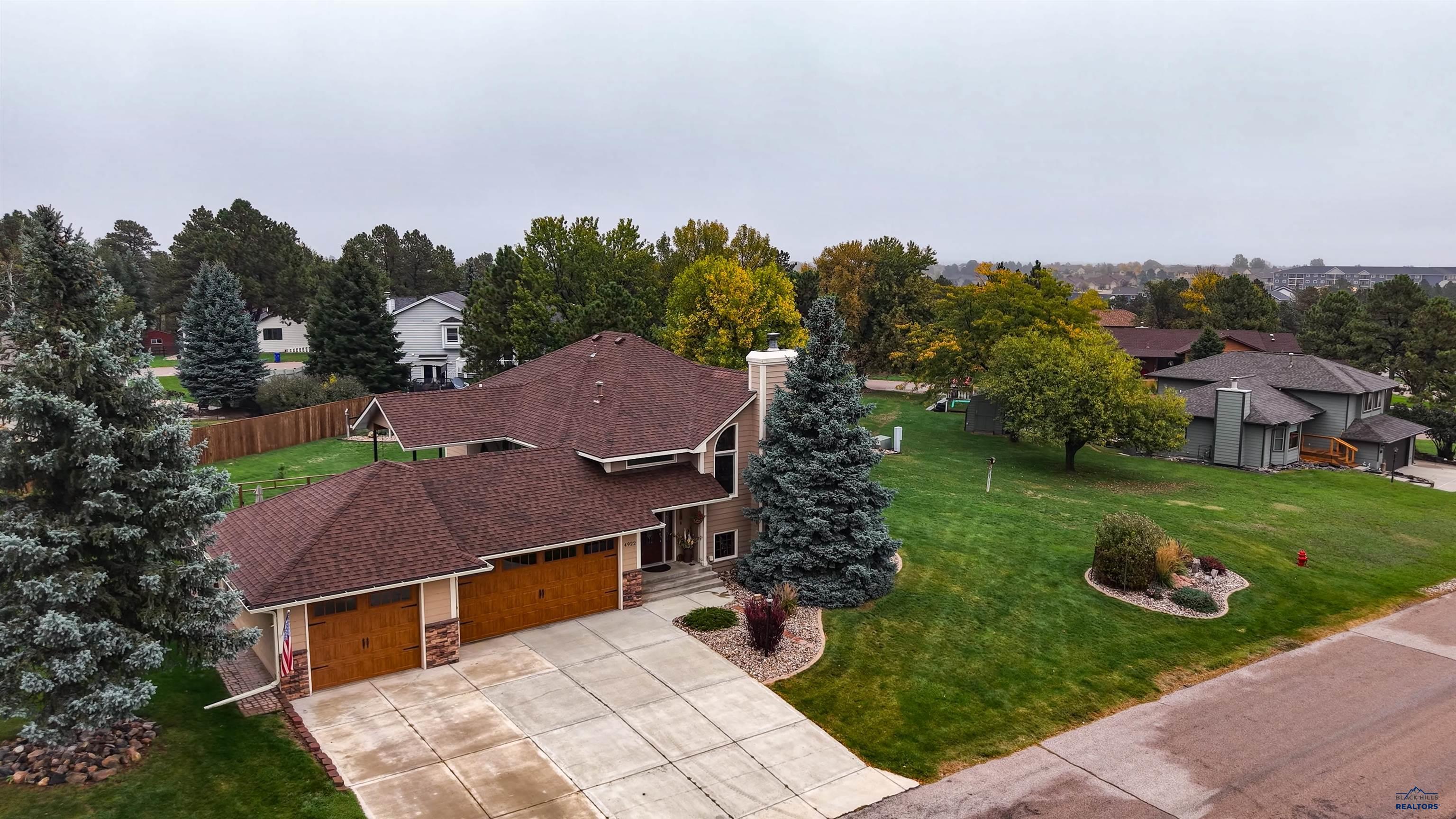 4922 RAVEN CIR