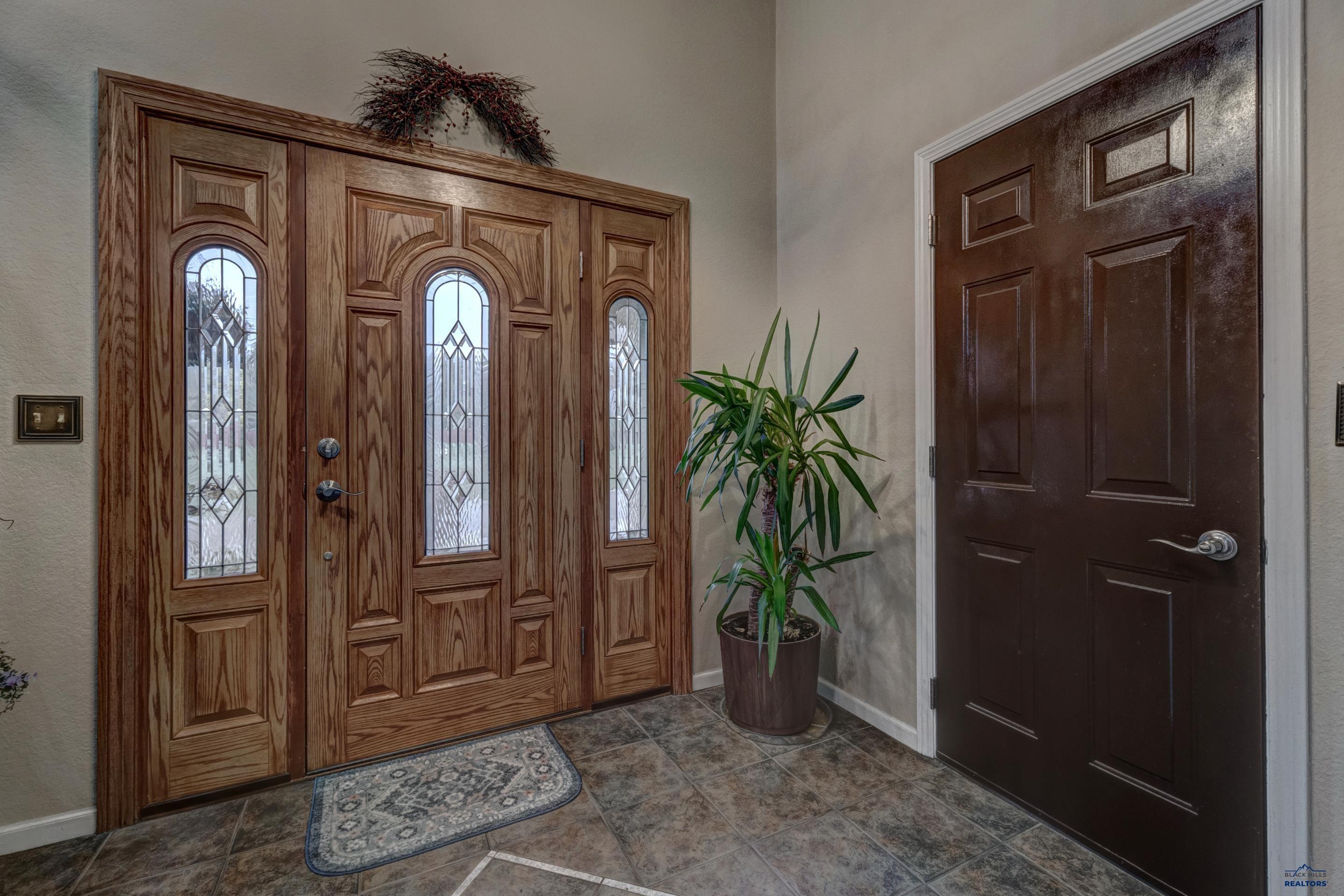 4922 RAVEN CIR