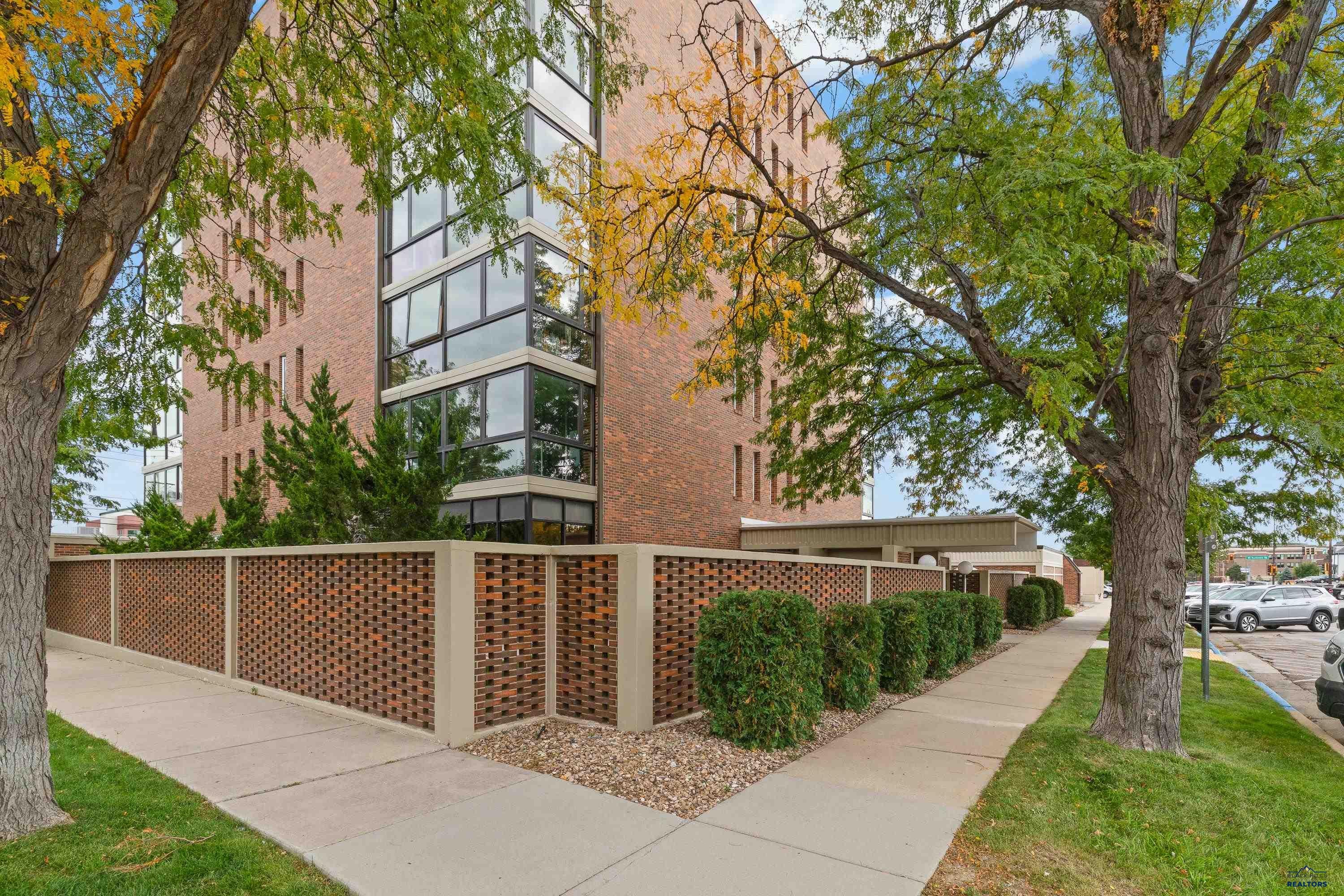 824 COLUMBUS
