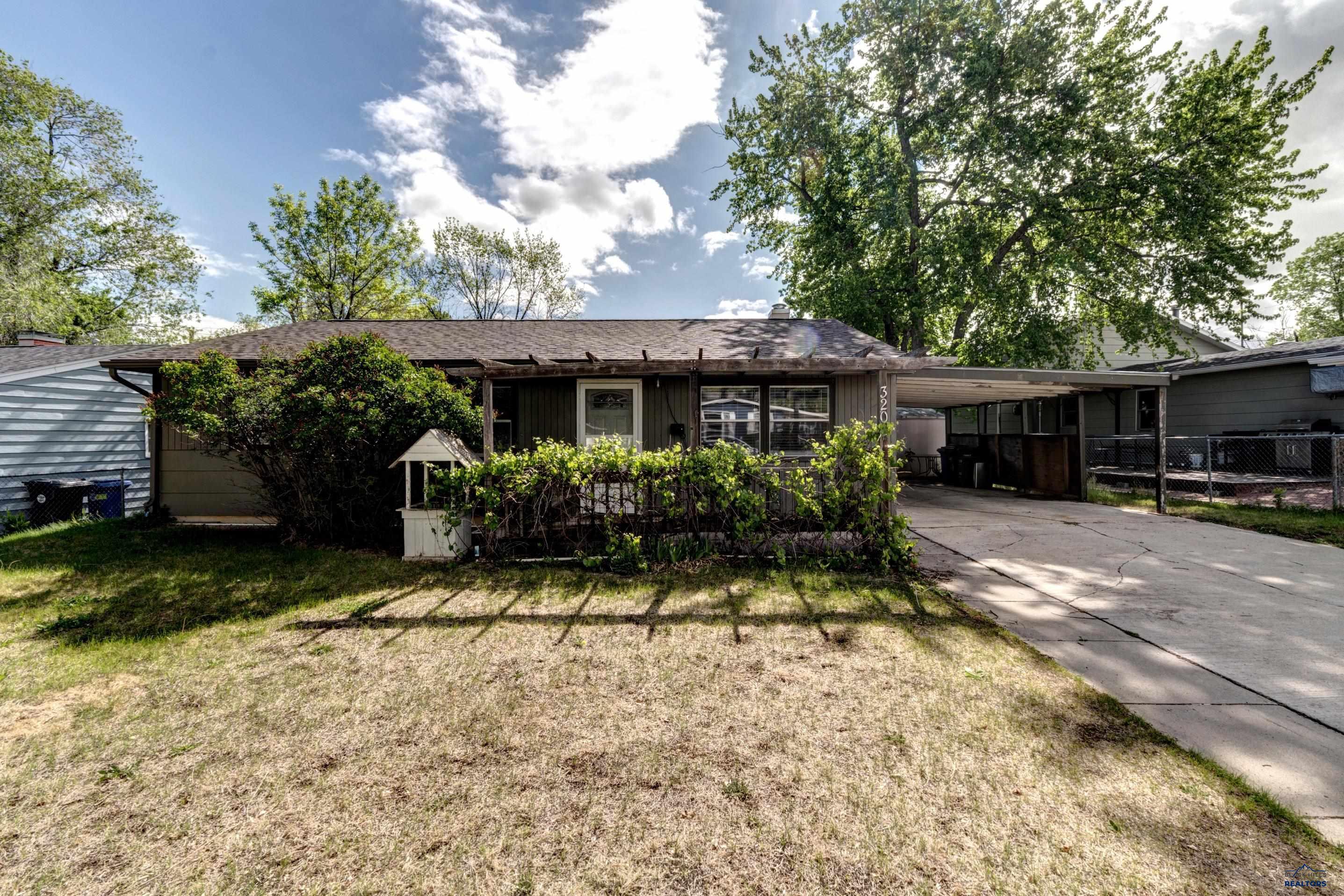 3202 GRANDVIEW DR