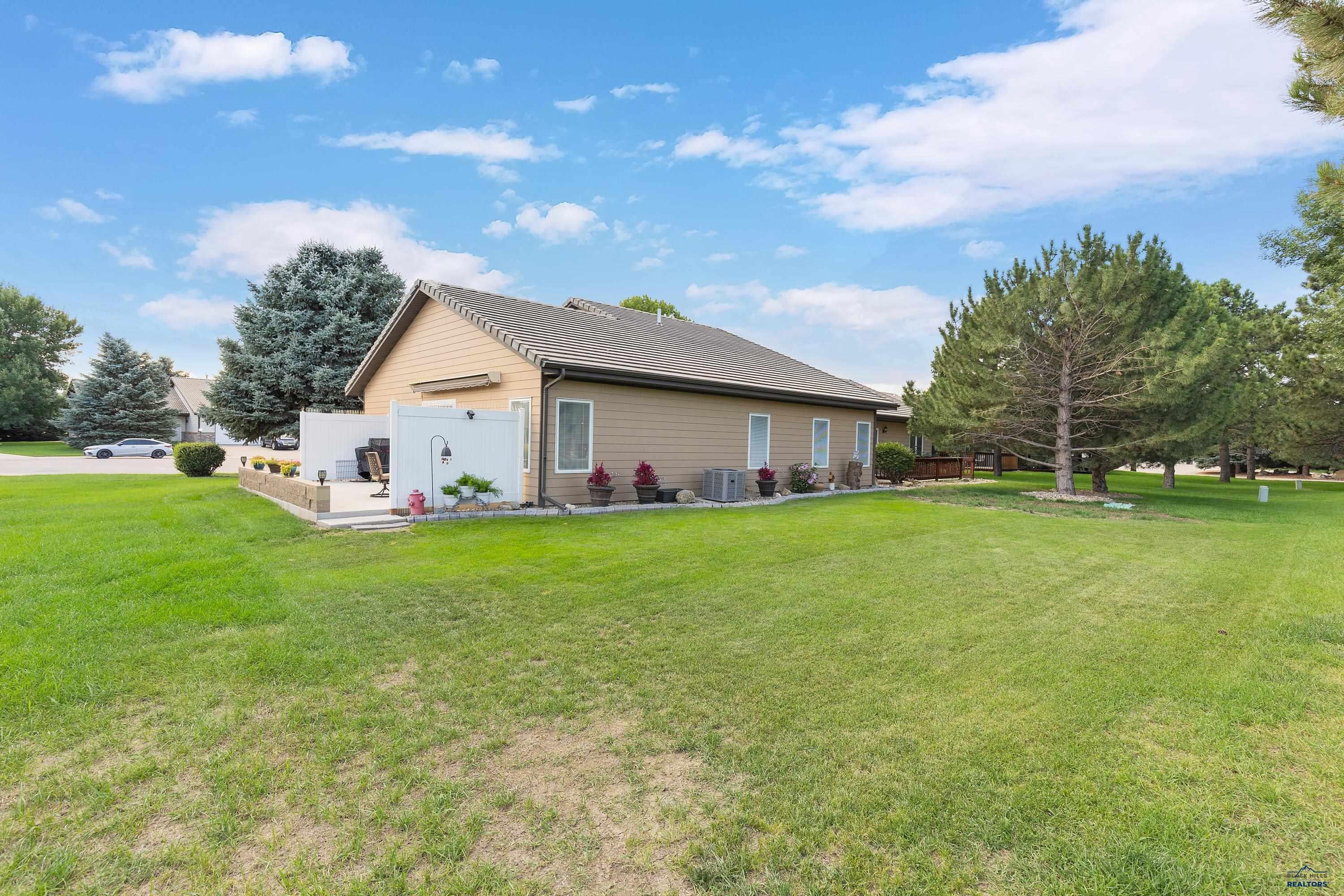 3724 DALY CT