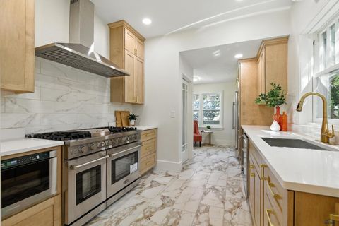 1102 9TH ST Rapid City SD 57701