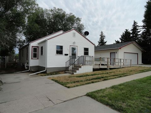 1711 WASHINGTON AV Hot Springs SD 57747