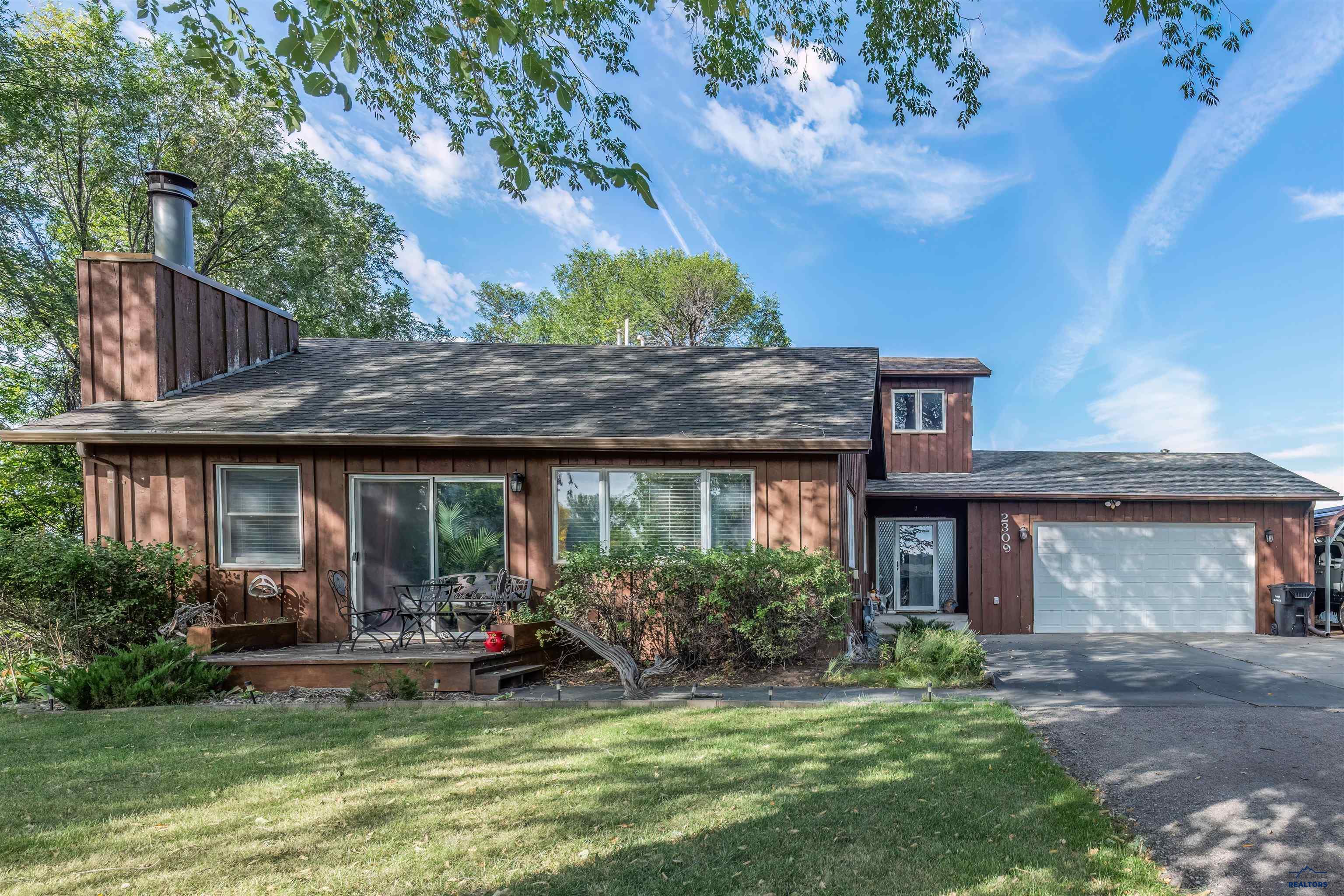 Photo 1 of 17 — 2309 S VALLEY DR, Rapid City, SD 57703