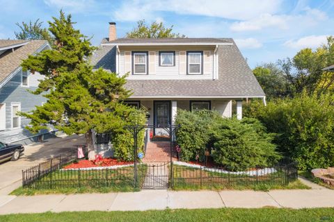 1108 9TH ST Rapid City SD 57701