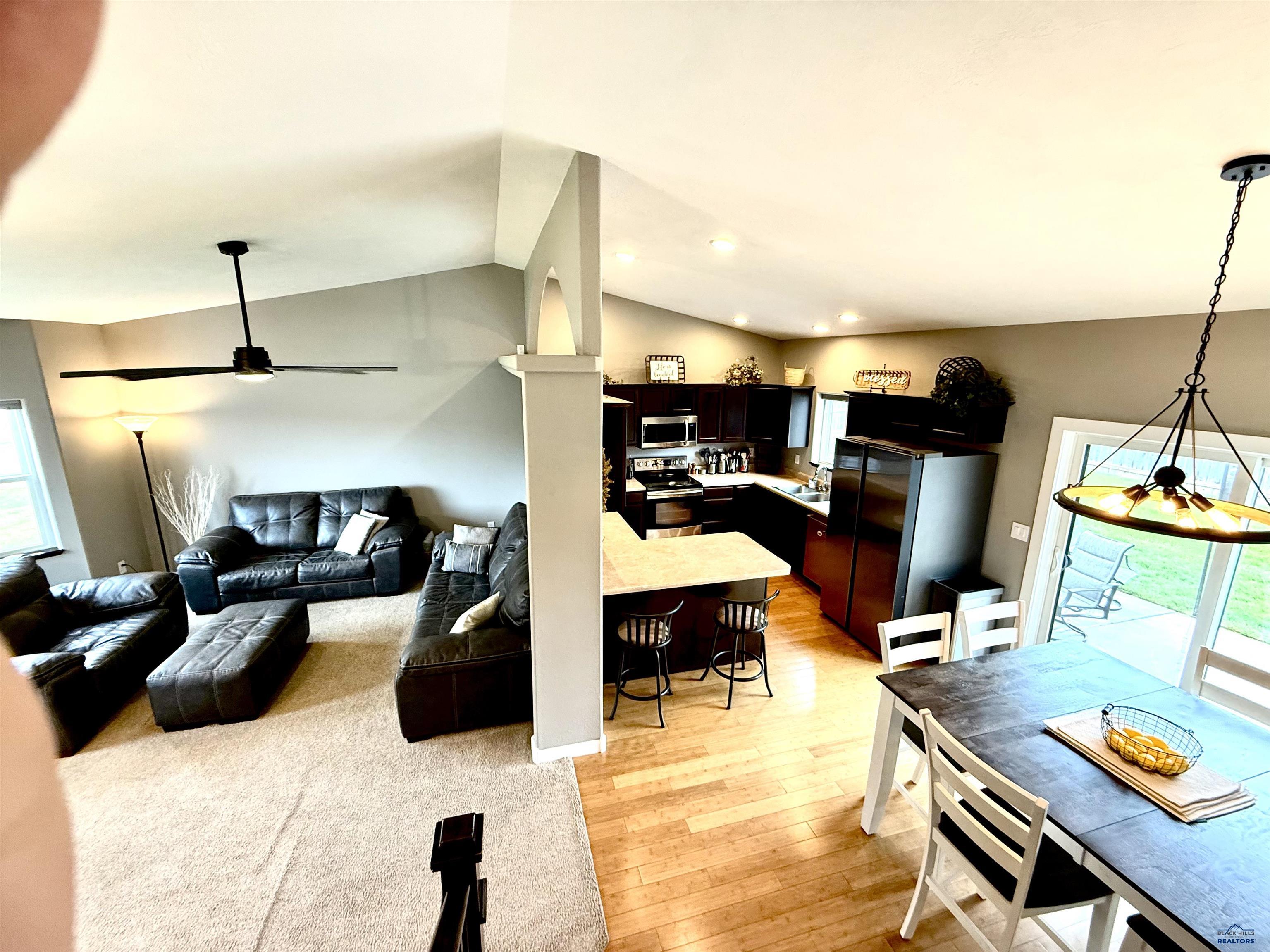 14827 GLENWOOD DR