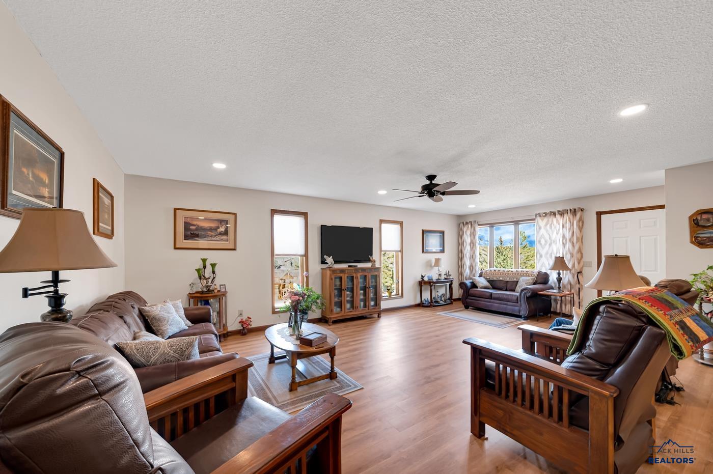 3732 SERENDIPITY LANE