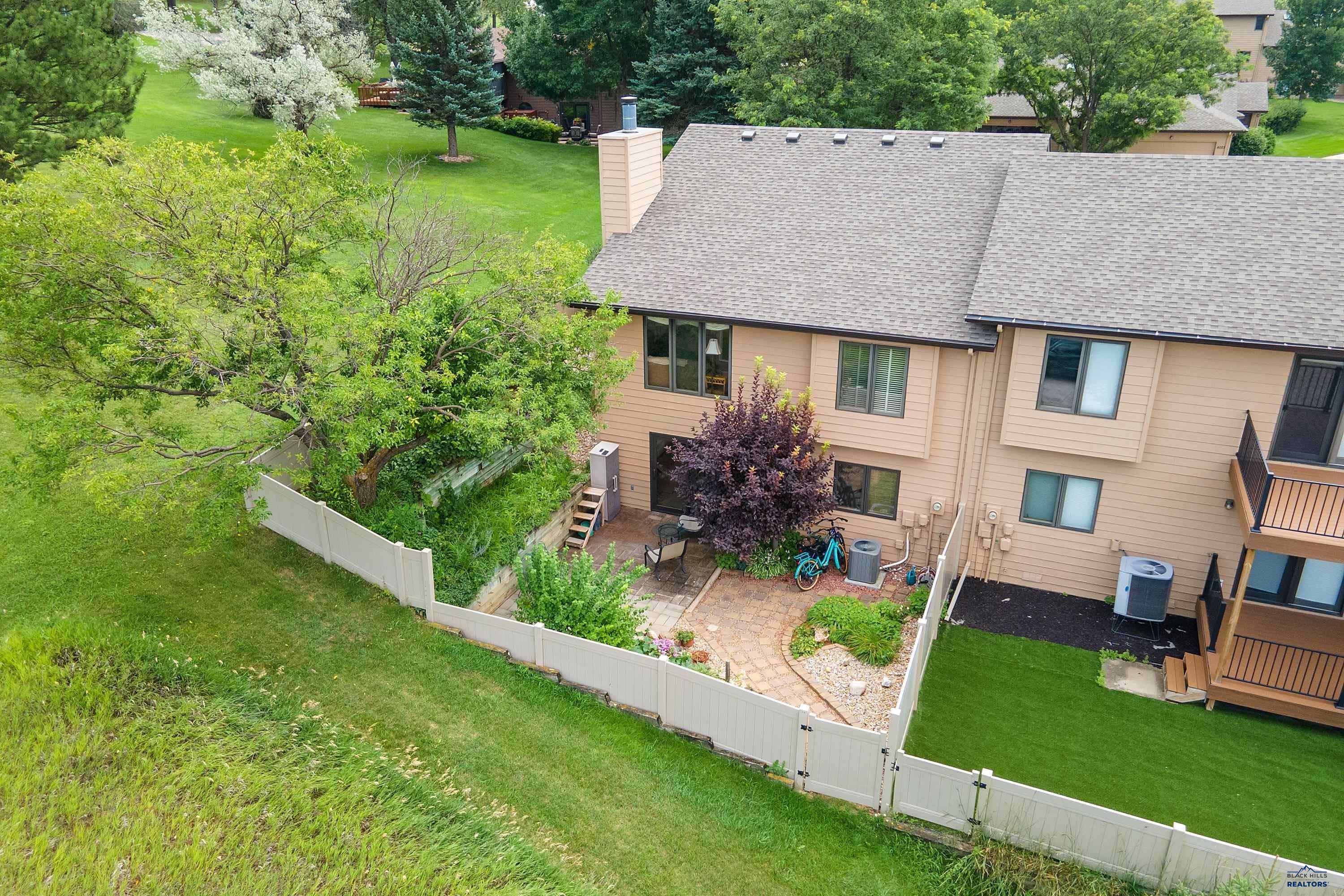 4020 PINEHURST CT