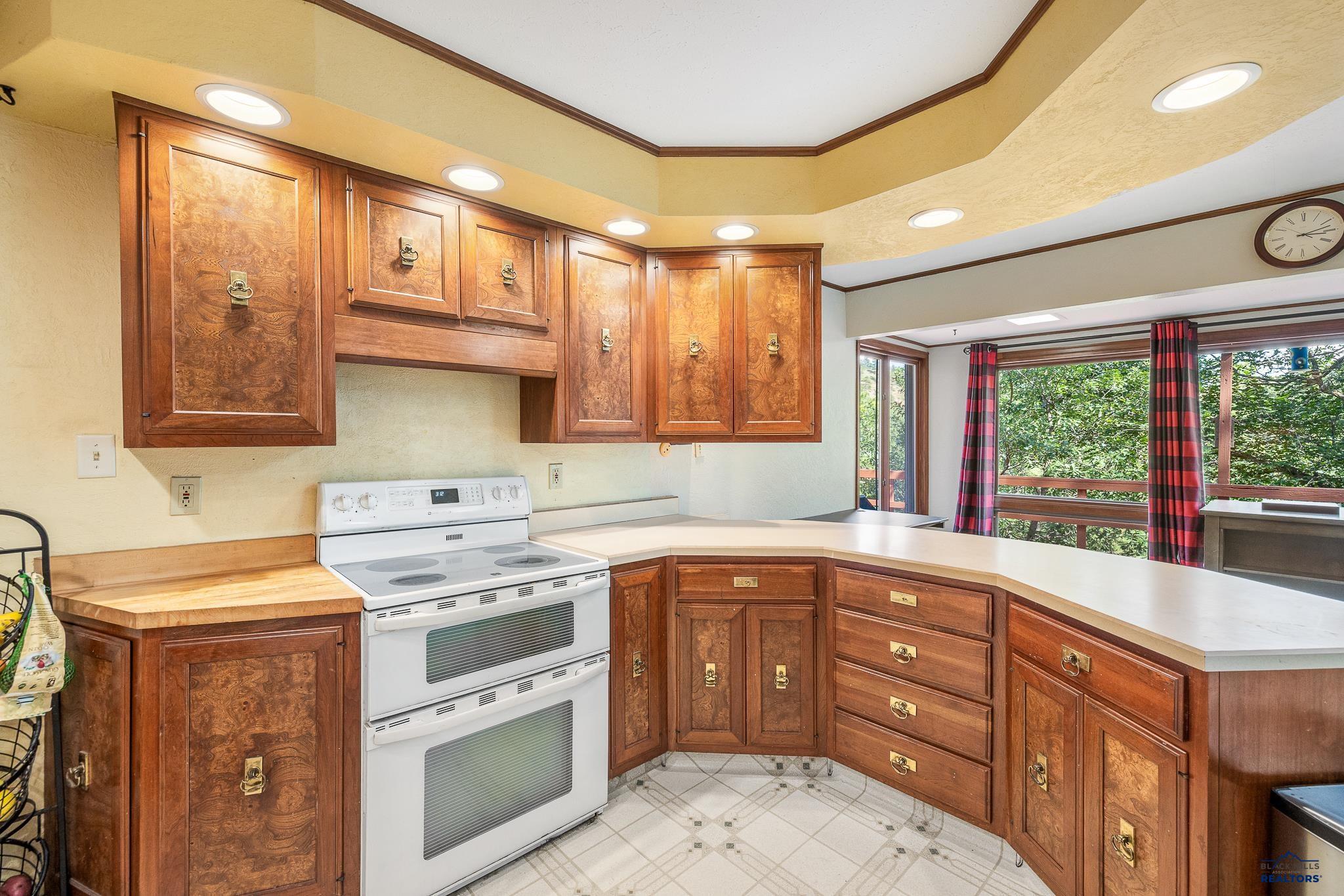 6085 CLEGHORN CANYON RD