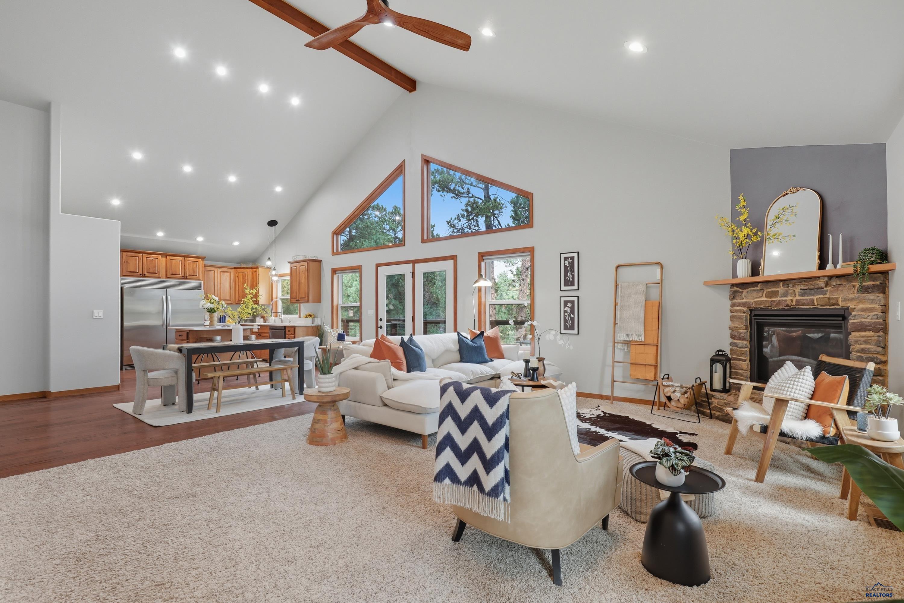 12177 BLUEBIRD CT