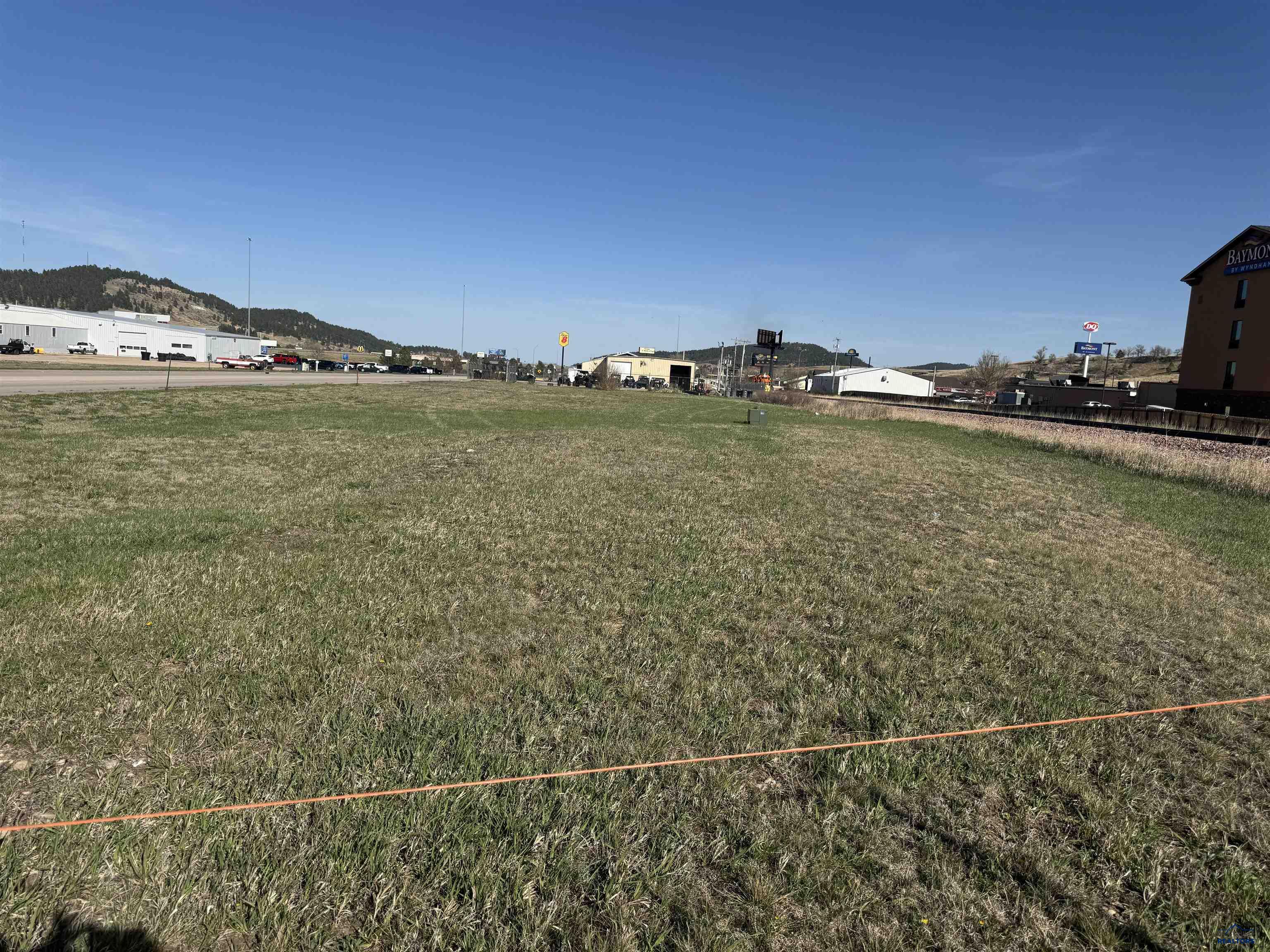 2750 WHITEWOOD SERVICE RD