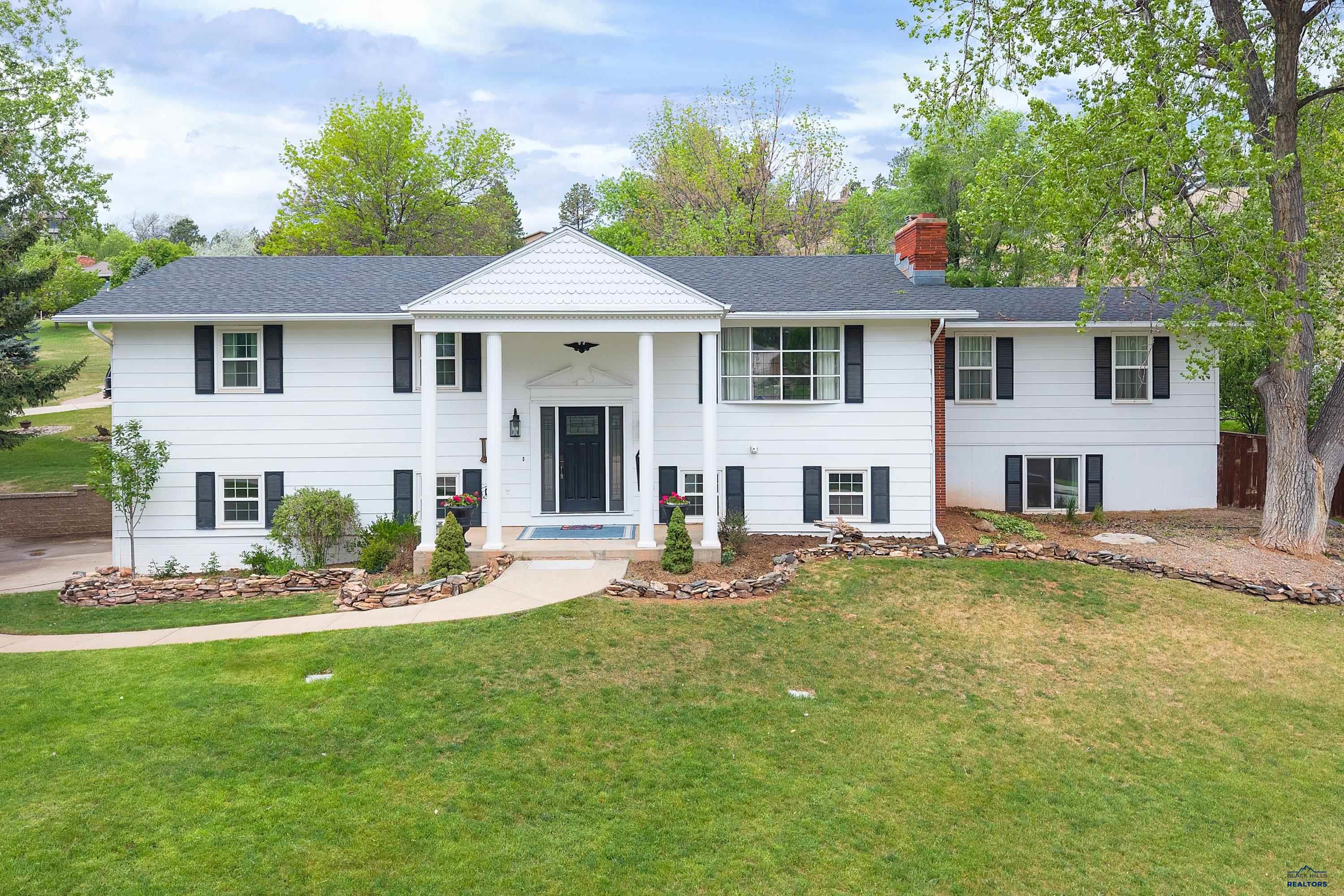 3002 HEIDIWAY LN