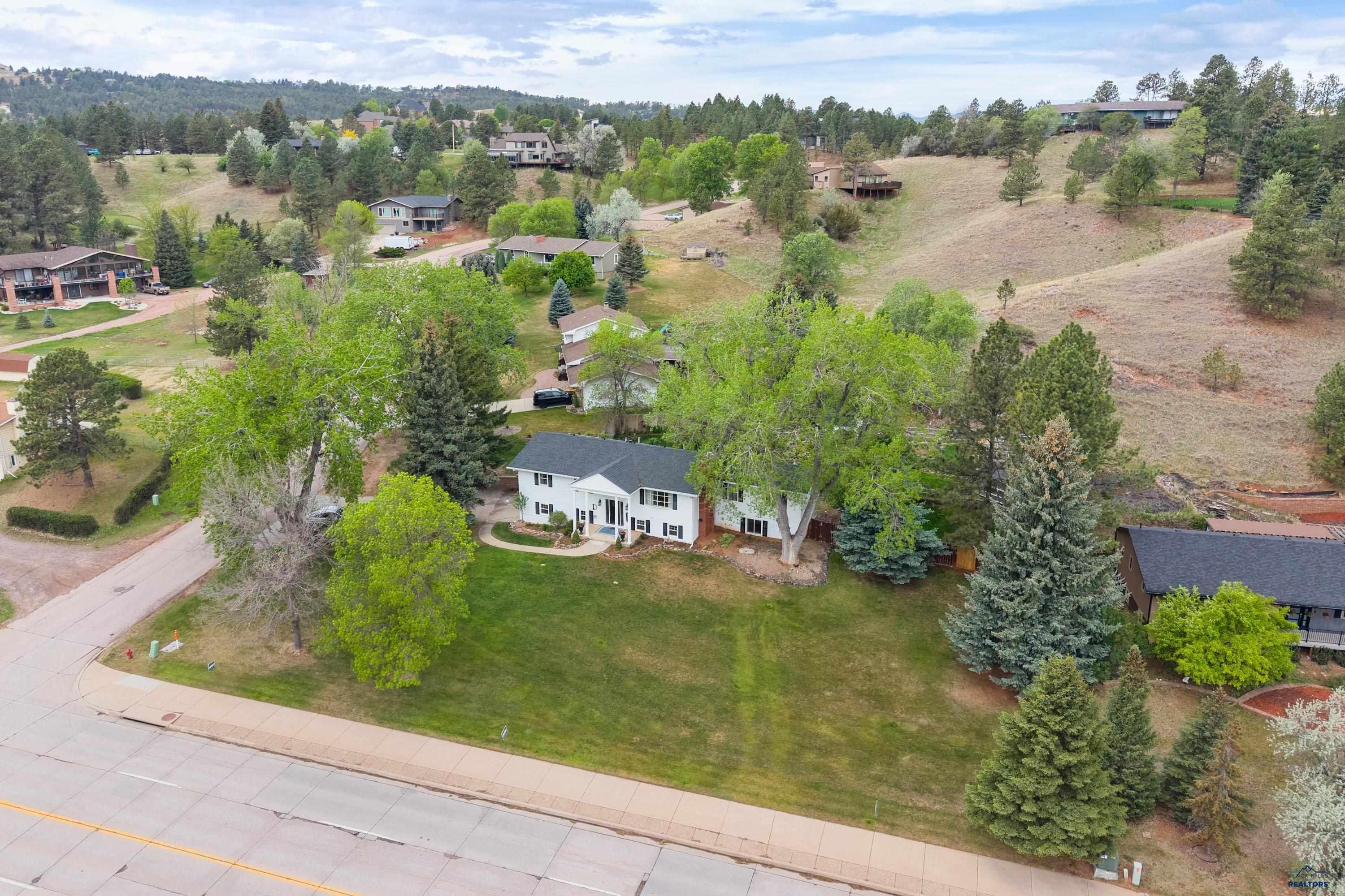 3002 HEIDIWAY LN