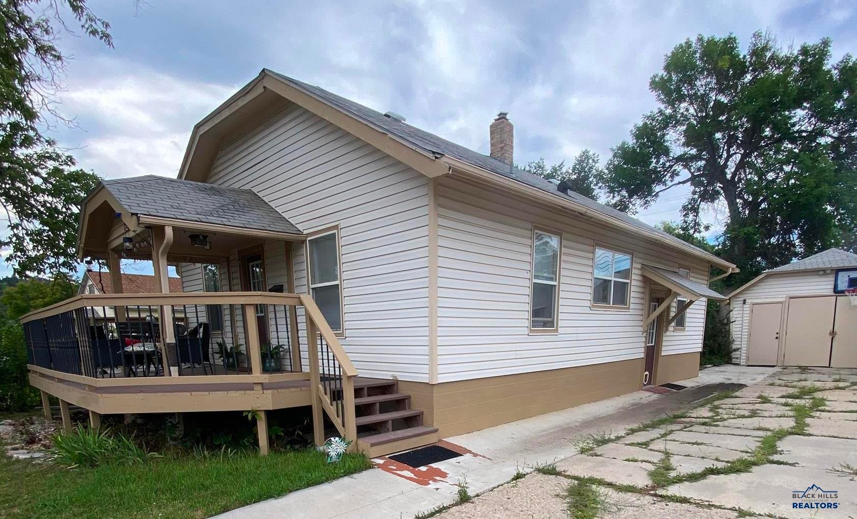 720 ST ANDREW