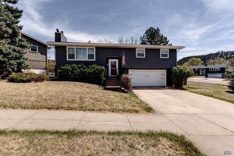 2924 MINNETONKA DR Rapid City SD 57702