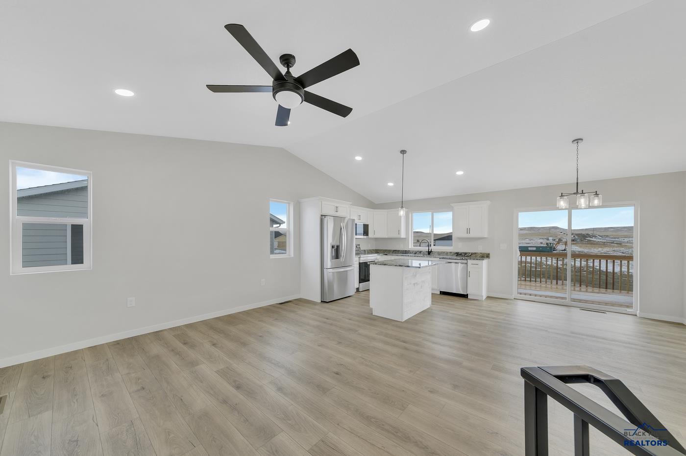 484 ALPHA AVE