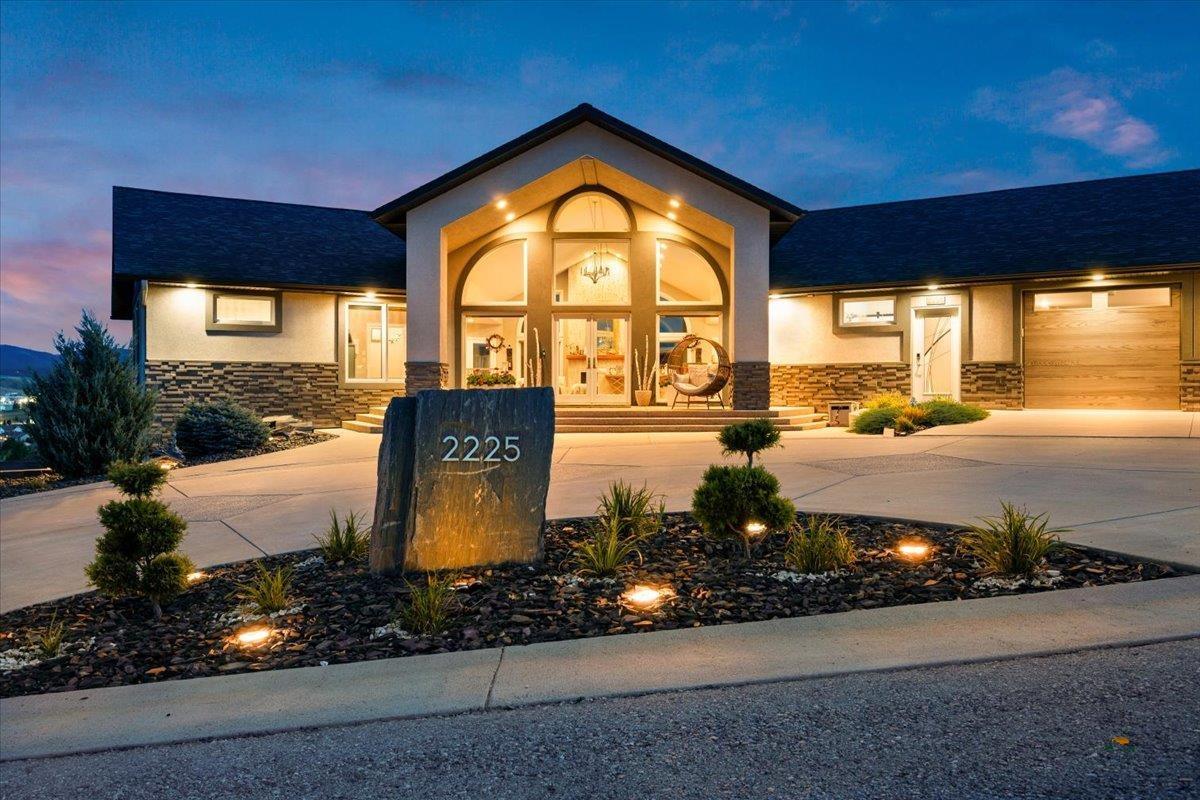 2225 SADDLE HORN DRIVE