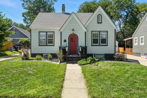 1711 9TH ST Rapid City SD 57701