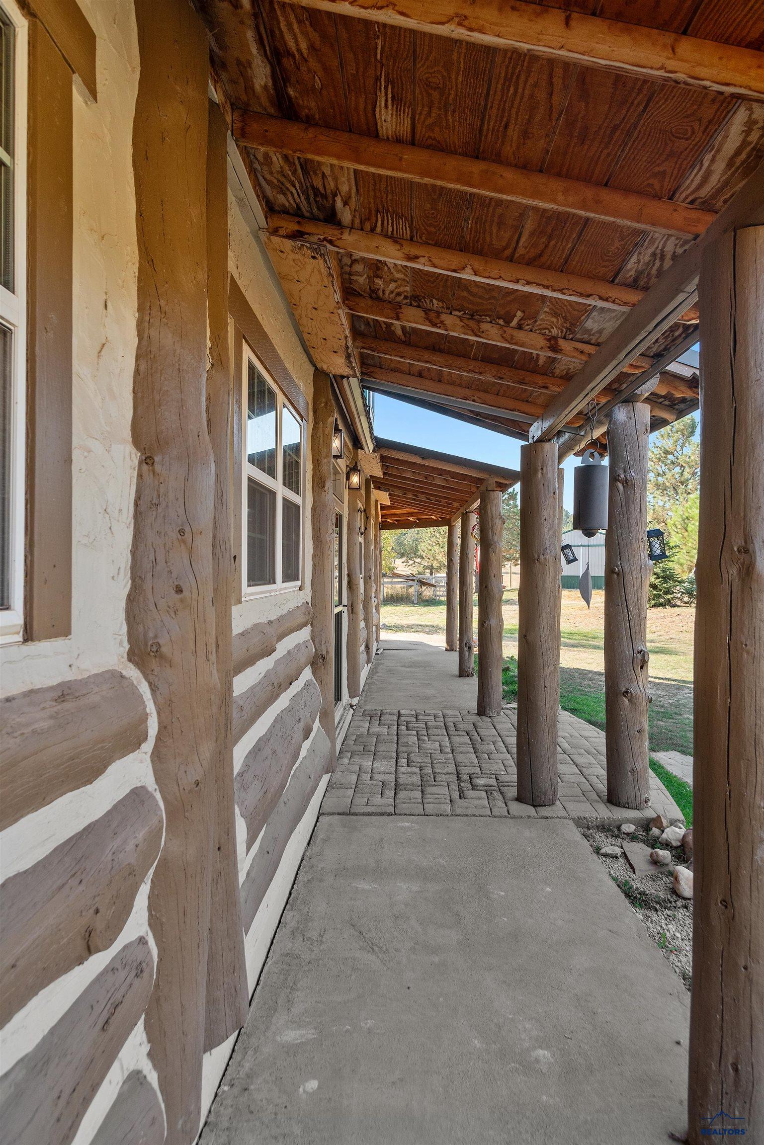 13823 BOX CANYON RD
