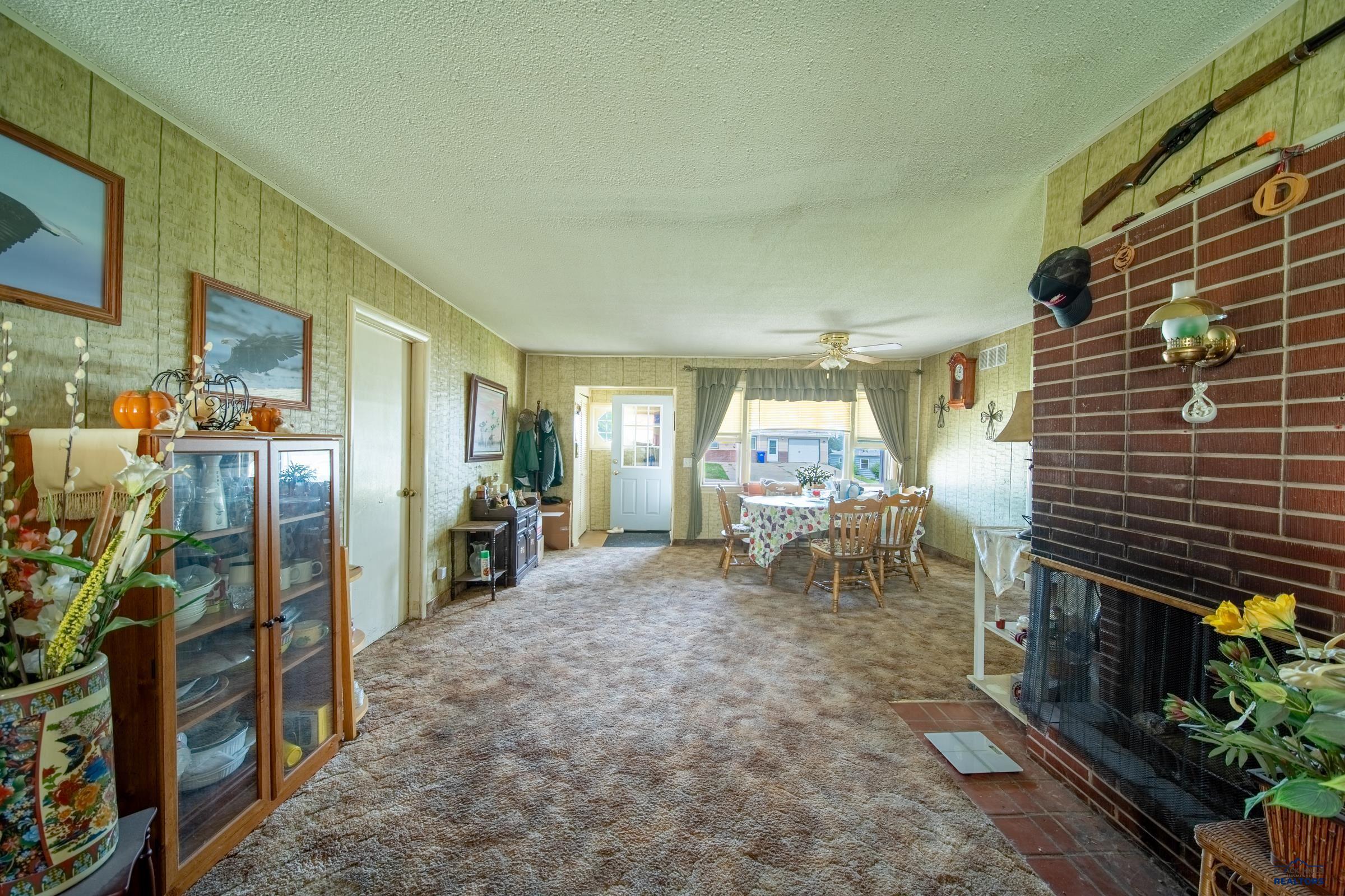 217 E IDAHO