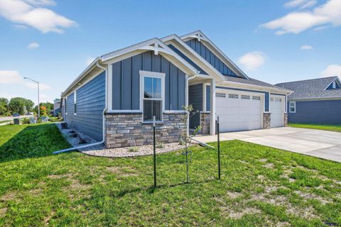 3002 HAZELNUT LN Rapid City SD 57703
